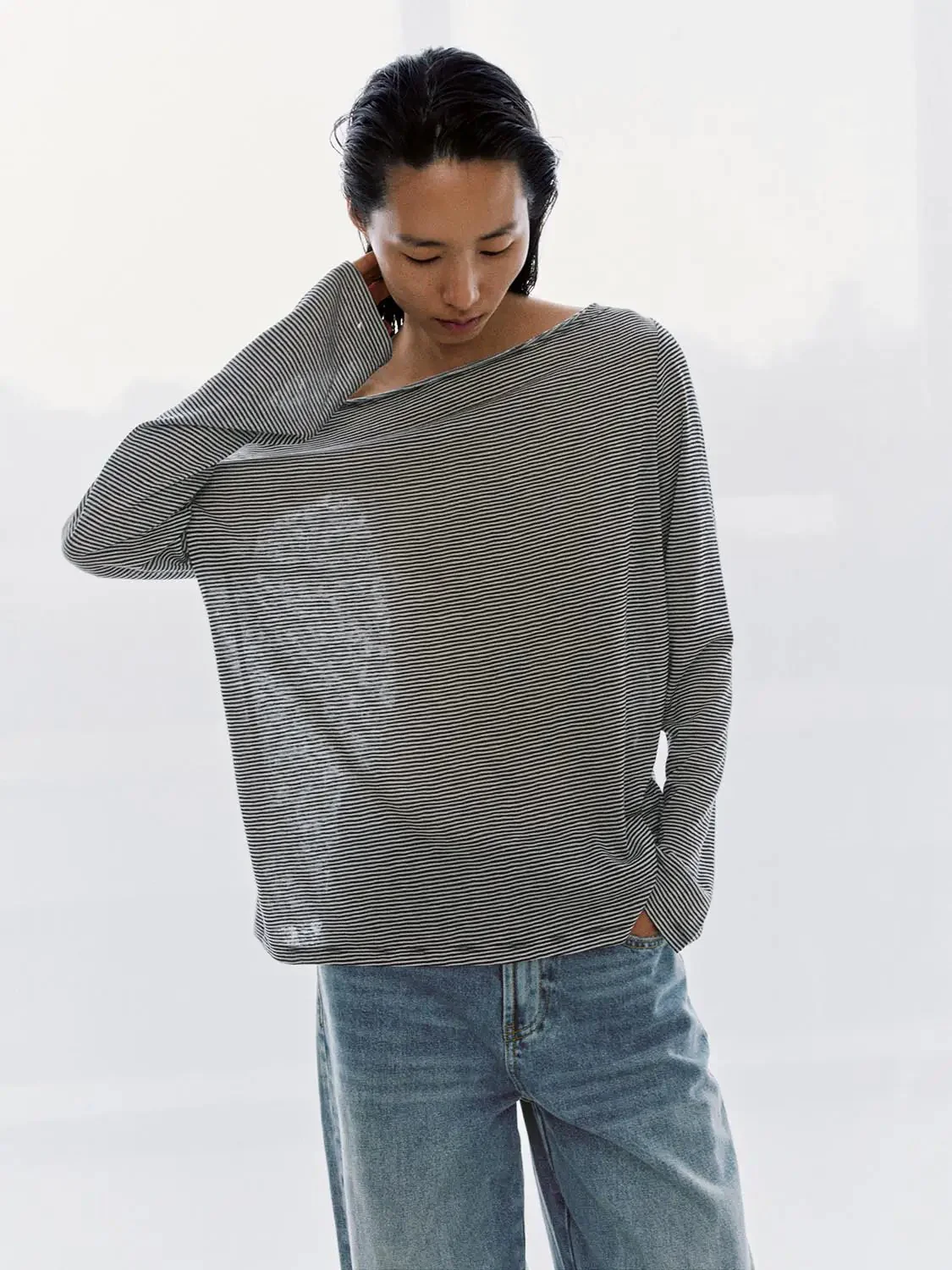 17736-boat-neck-striped-lyocell-blend-long-sleeve-tee-9.webp Boat Neck Striped Lyocell Blend Long Sleeve Tee