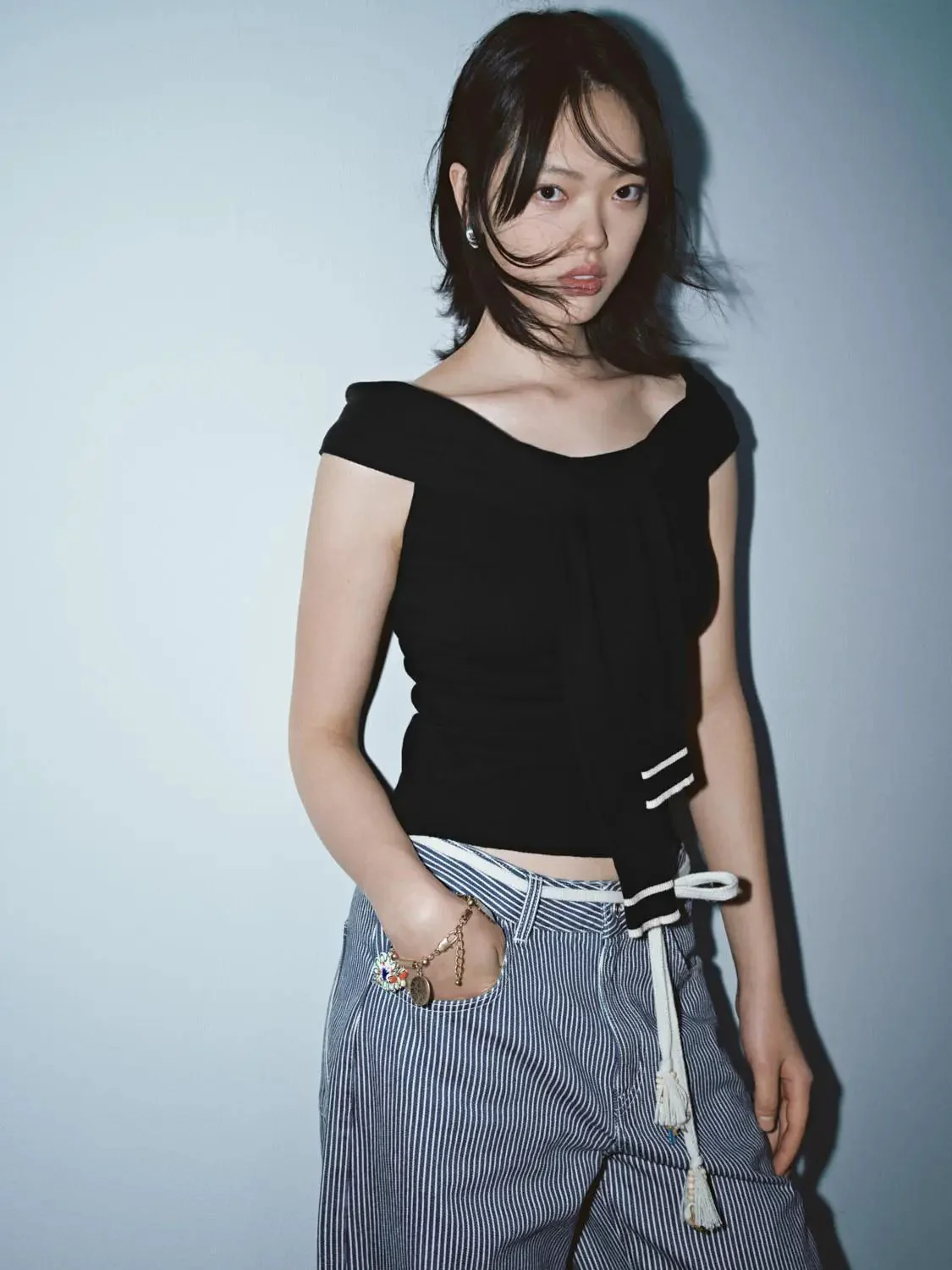 17748-tie-front-off-shoulder-knitted-t-shirts-18.webp Tie Front Off Shoulder Knitted T-Shirts