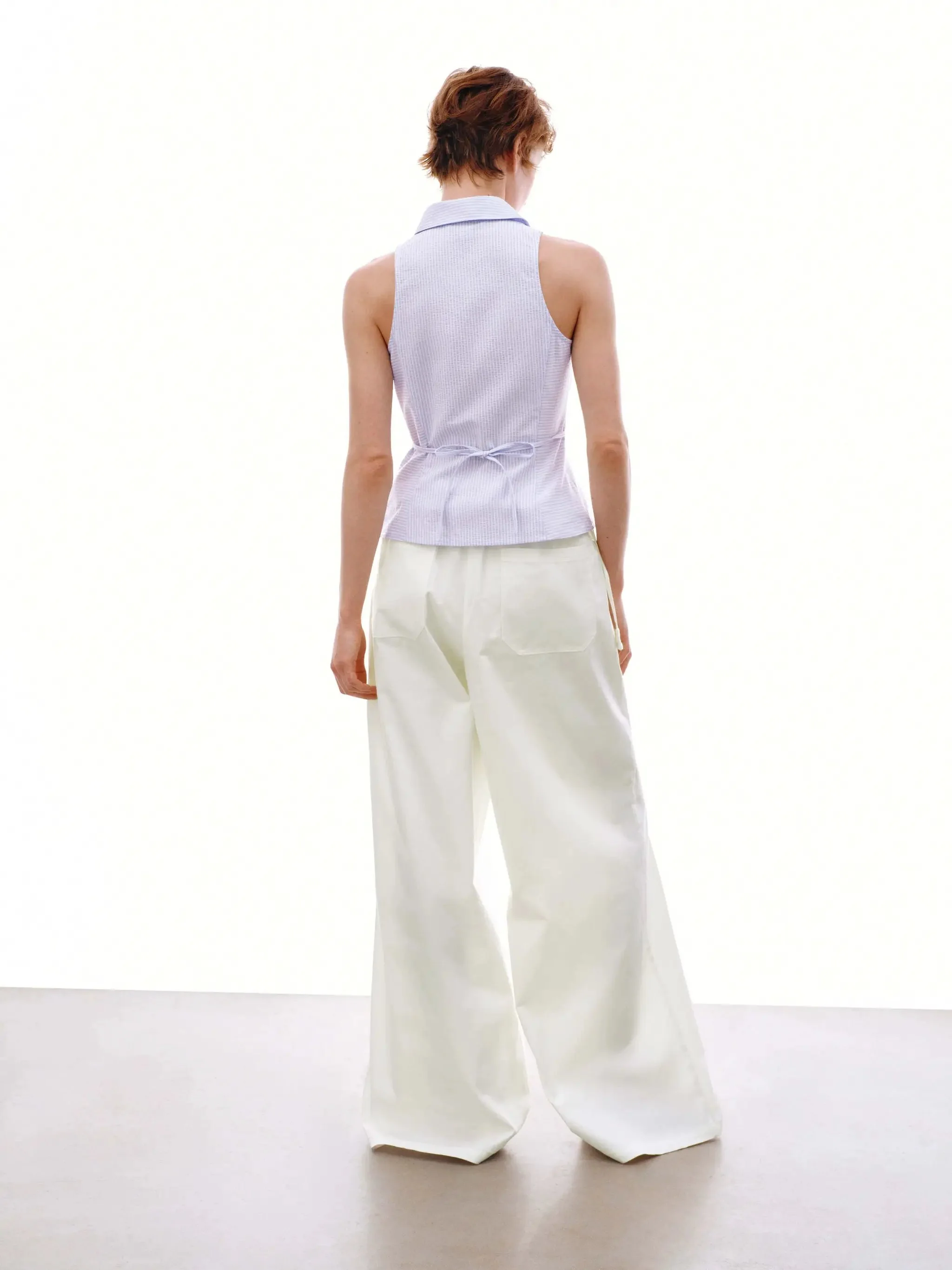 17825-contrast-striped-seamed-skinny-fit-sleeveless-shirts-14.webp Contrast Striped Seamed Skinny Fit Sleeveless Shirts