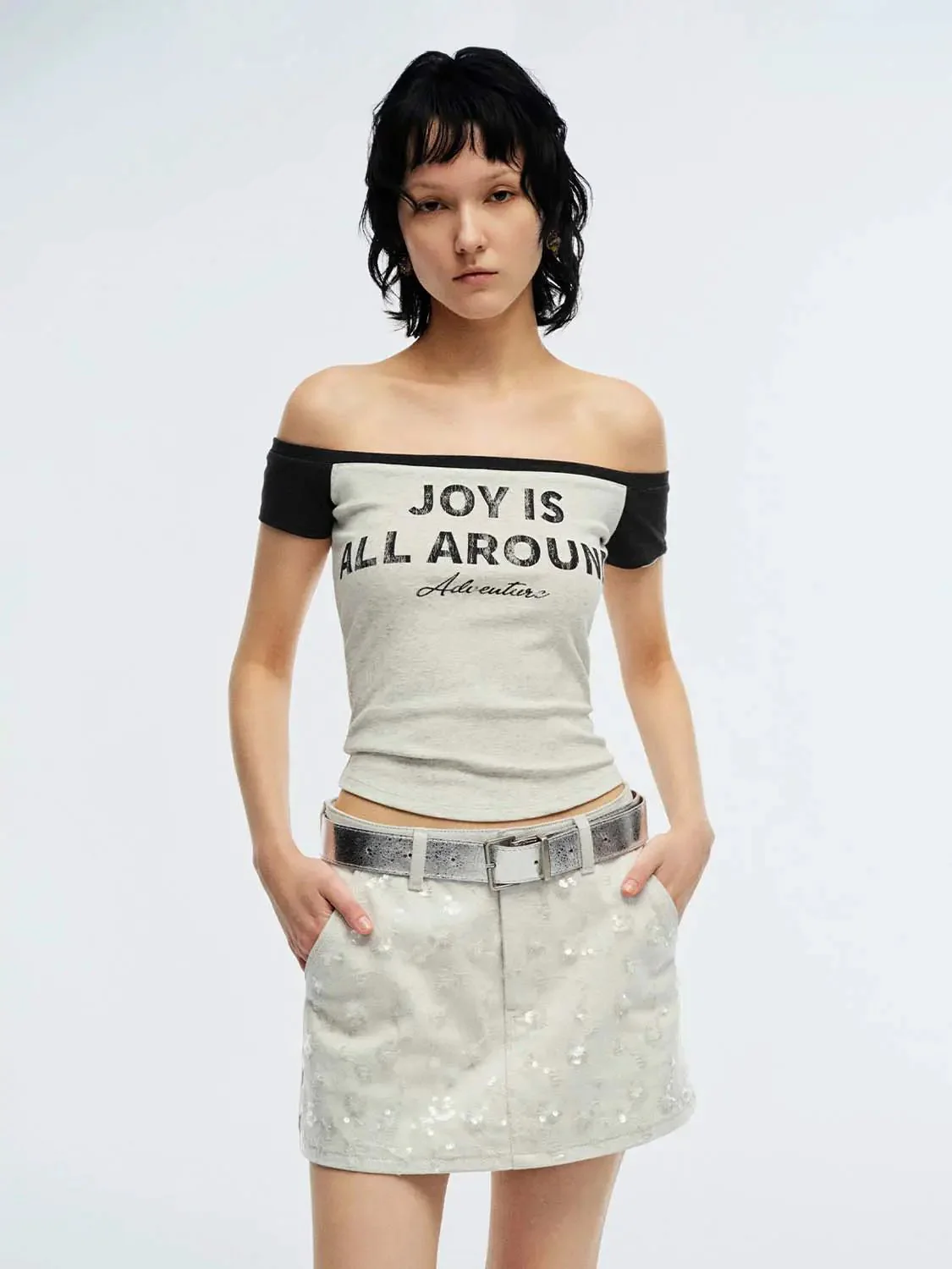 17836-cotton-raglan-sleeve-boat-neck-with-skinny-fit-t-shirts-9.webp Cotton Raglan Sleeve Boat Neck With Skinny-Fit T-Shirts