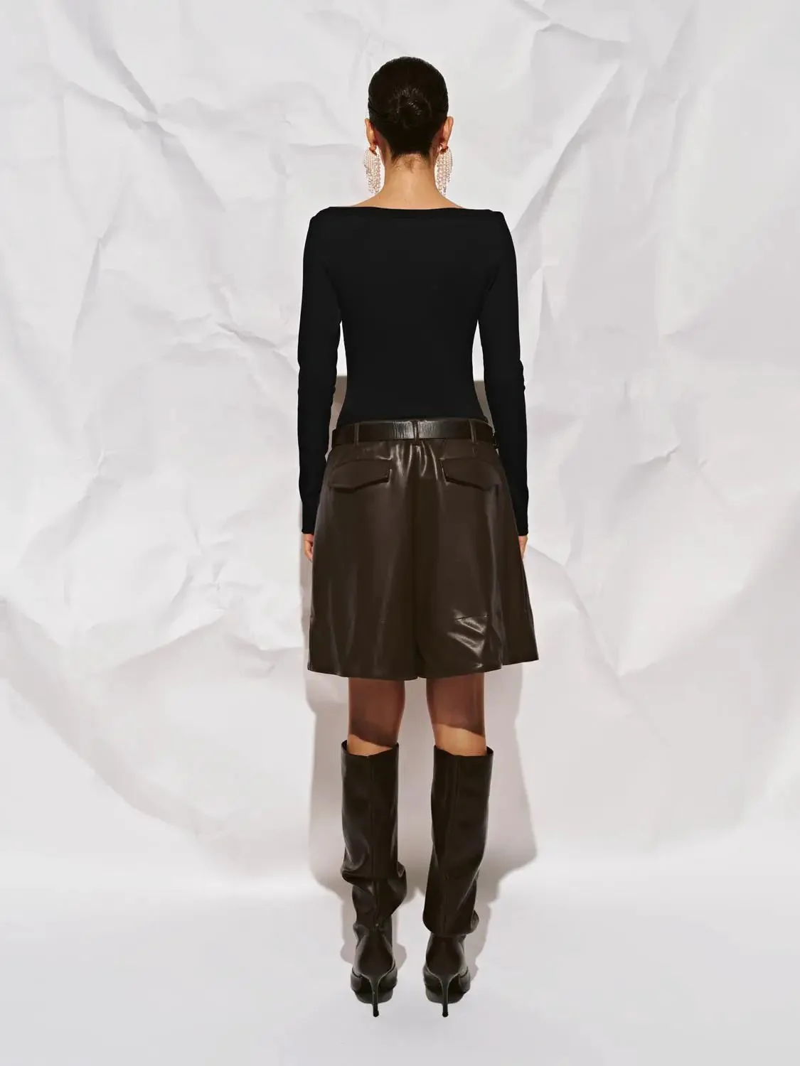 17865-vegan-leather-draped-wide-leg-shorts-7.webp Vegan Leather Draped Wide-Leg Shorts