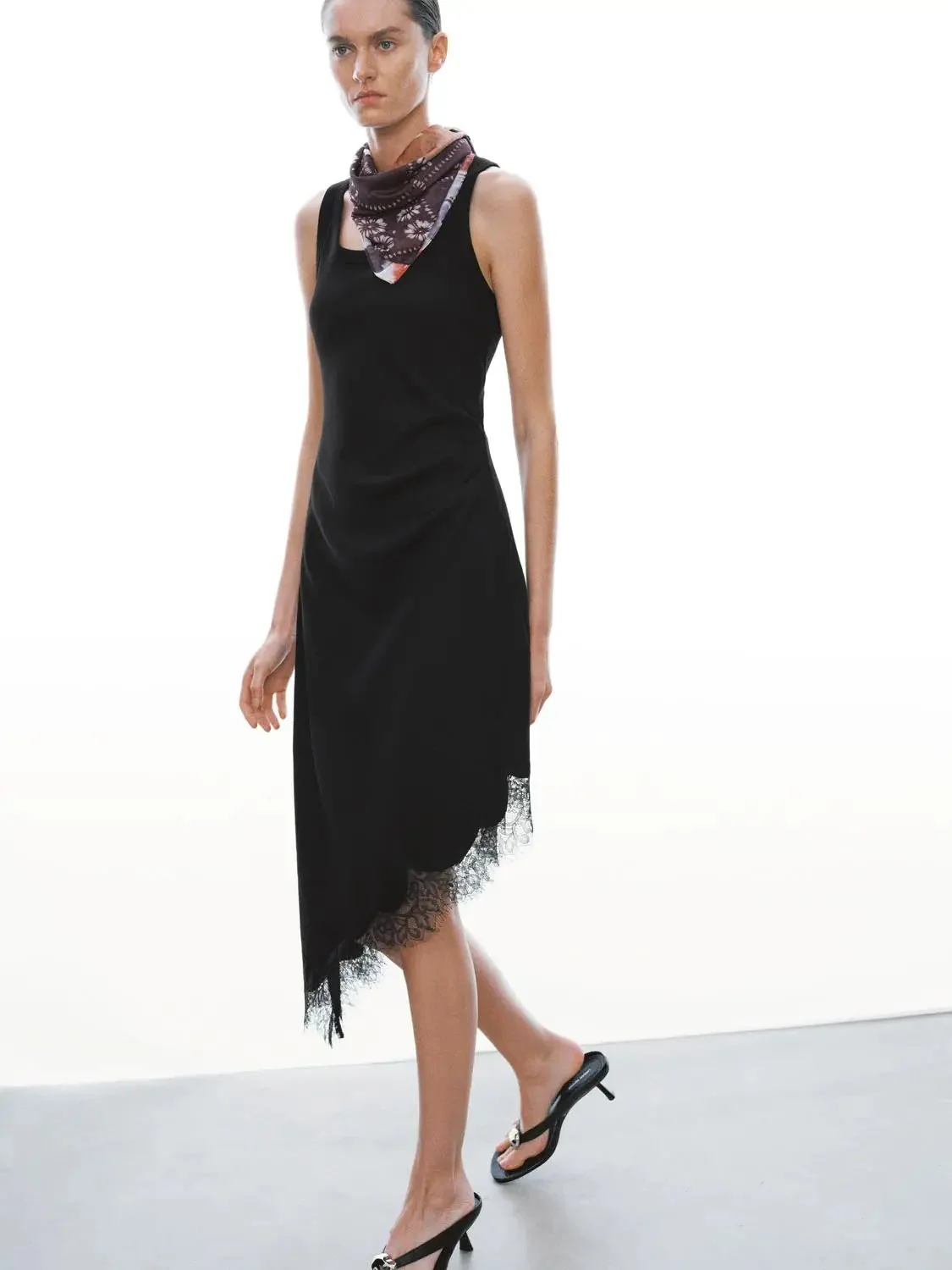 Elegant Lace Trim Sleeveless Stretch Asymmetric Midi Dress
