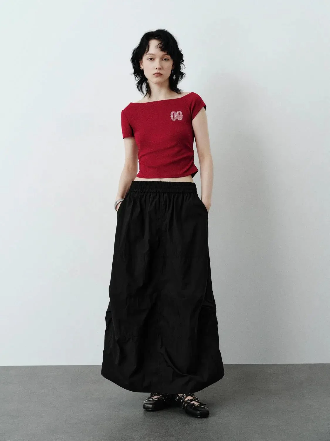 17974-cotton-sloped-shoulder-graphic-print-skinny-fit-t-shirts-4.webp Cotton Sloped Shoulder Graphic Print Skinny-Fit T-Shirts