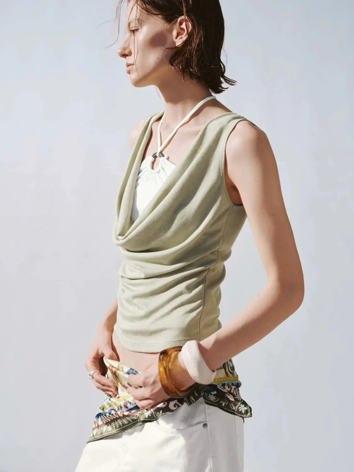 18004-2-in-1-contrast-cowl-neck-ruched-t-shirts-2.webp 2-In-1 Contrast Cowl Neck Ruched T-Shirts