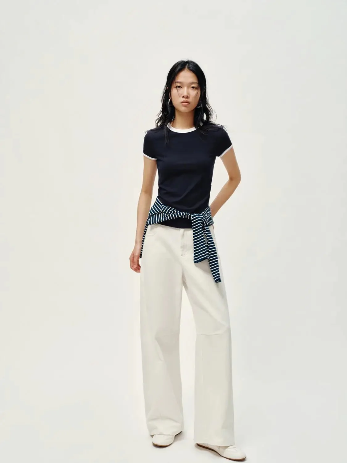 18029-cotton-lyocell-blend-crew-neck-contrast-trim-t-shirt-4.webp Cotton Lyocell Blend Crew Neck Contrast Trim T Shirt