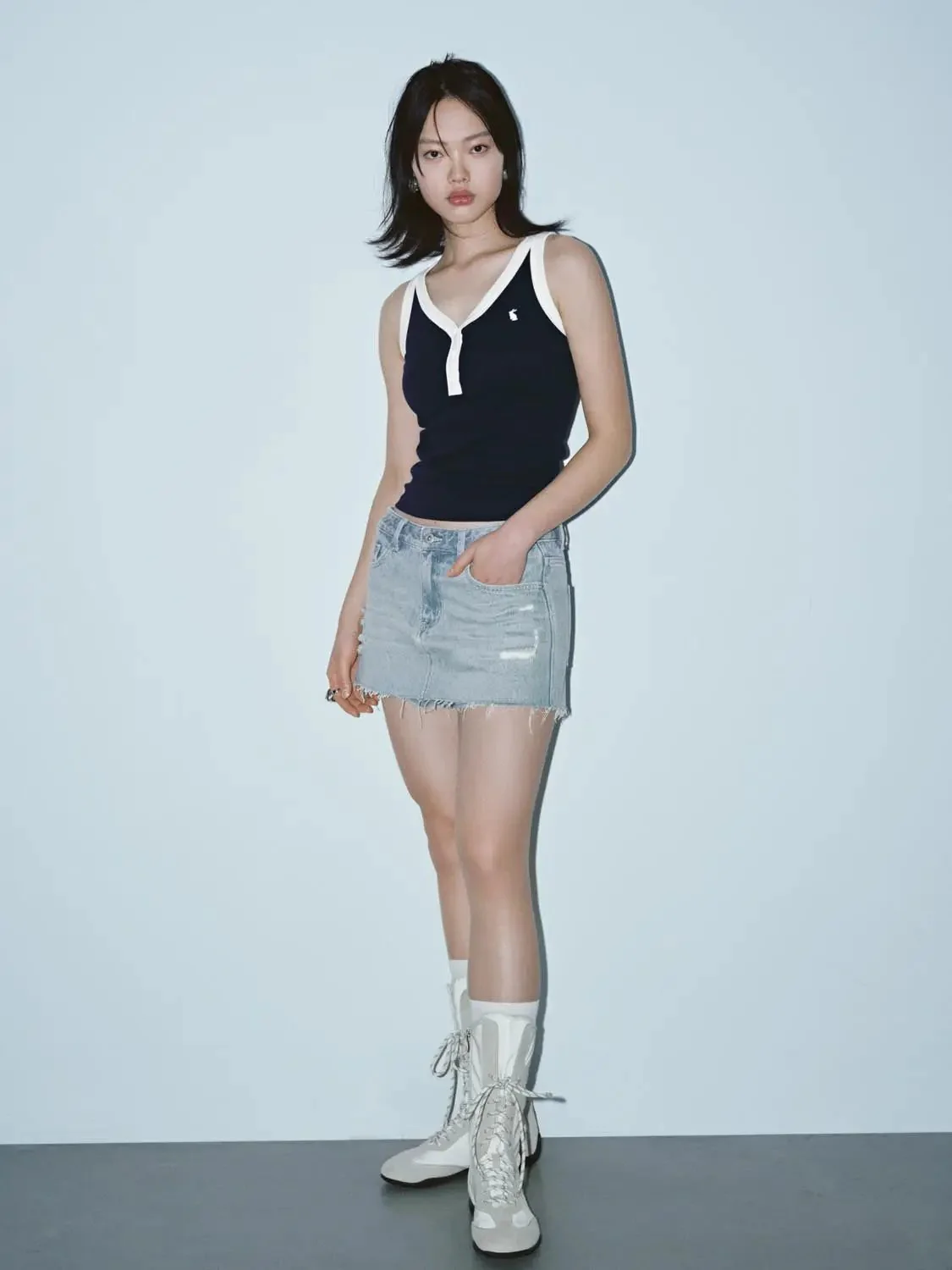 18075-contrast-trim-classic-cotton-stretch-tank-top-13.webp Contrast Trim Classic Cotton Stretch Tank Top