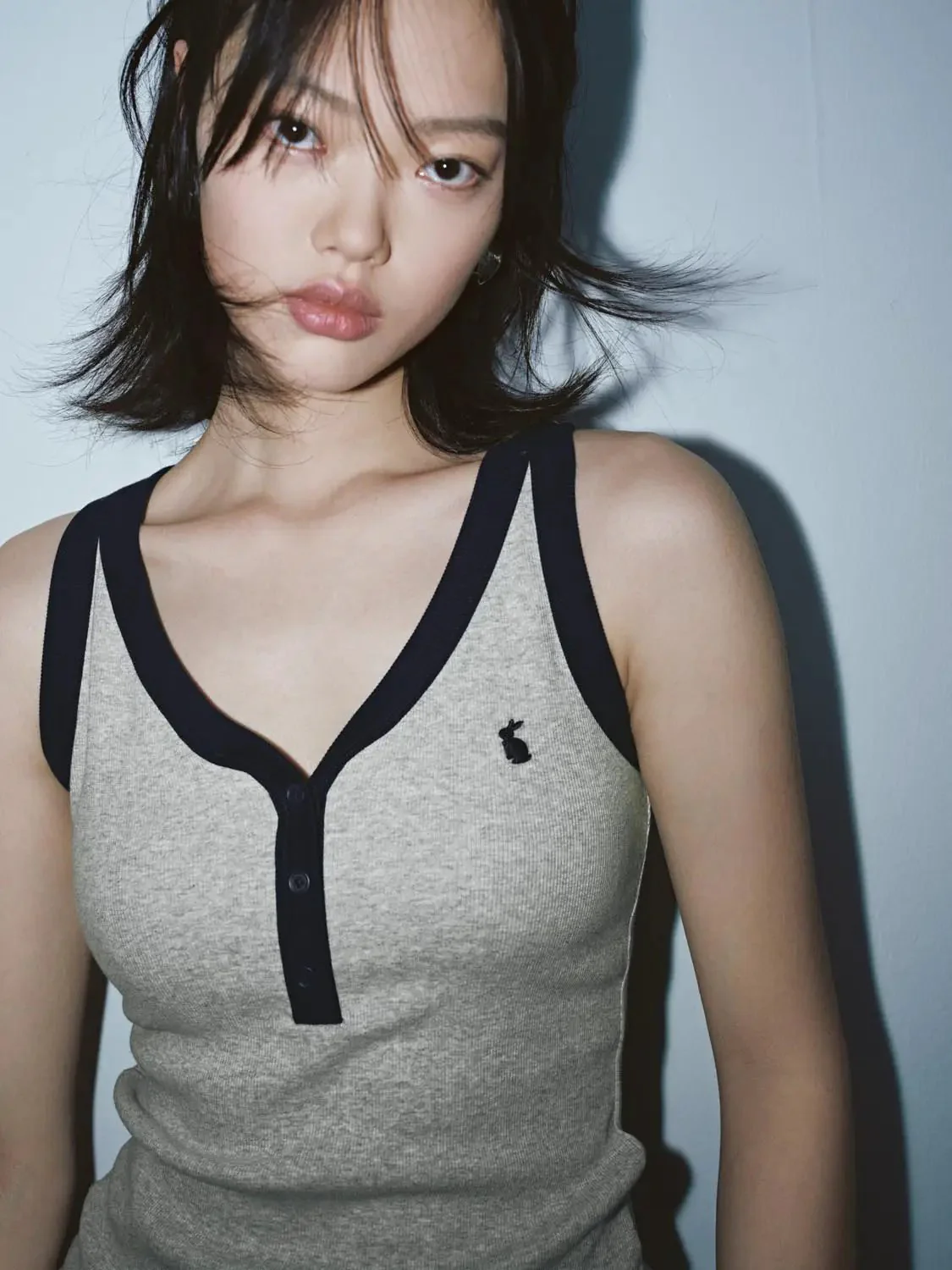 18075-contrast-trim-classic-cotton-stretch-tank-top-3.webp Contrast Trim Classic Cotton Stretch Tank Top