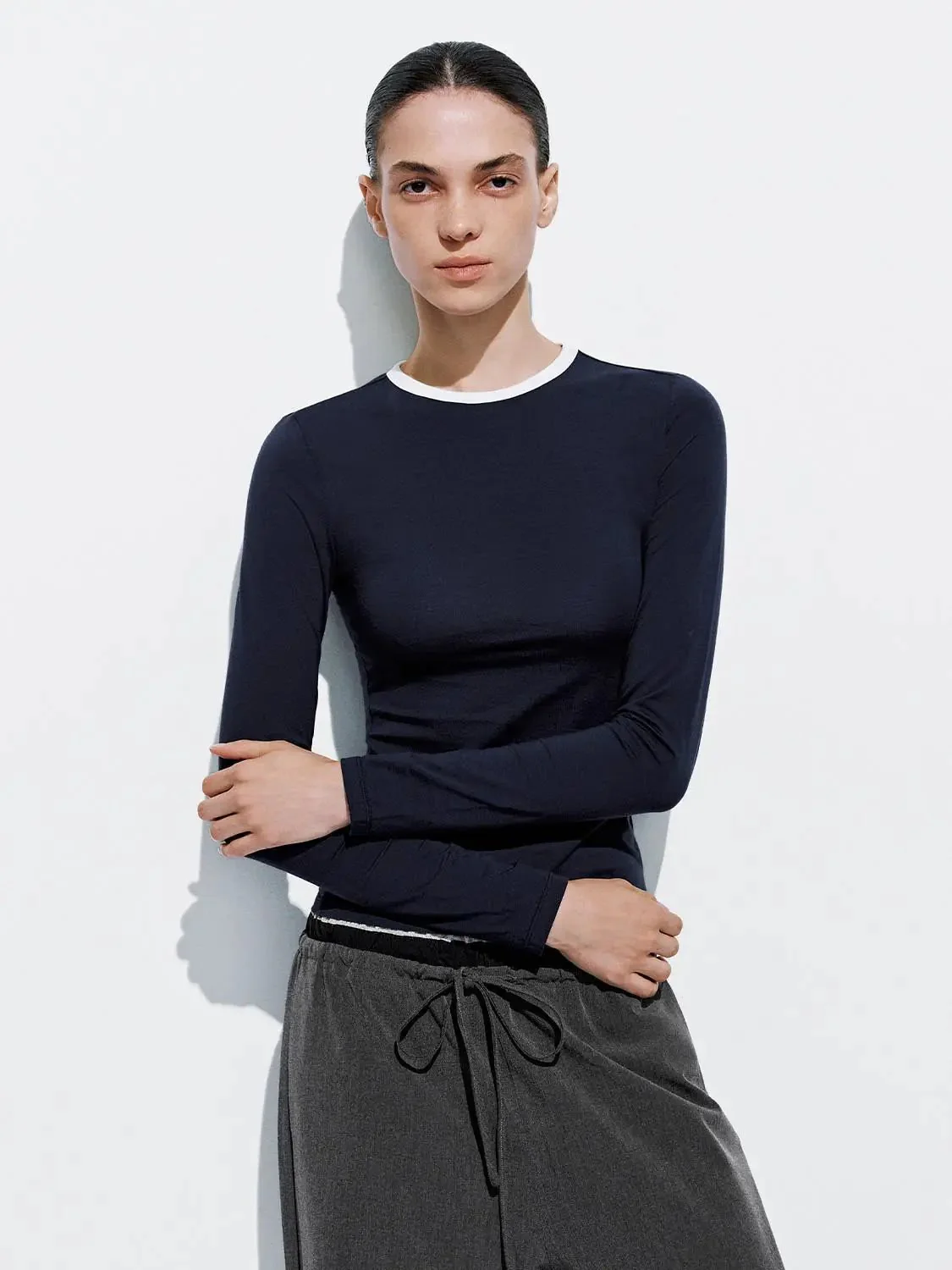 18103-navy-cotton-blend-long-sleeve-with-white-trim-t-shirt-25.webp Navy Cotton Blend Long Sleeve With White Trim T Shirt