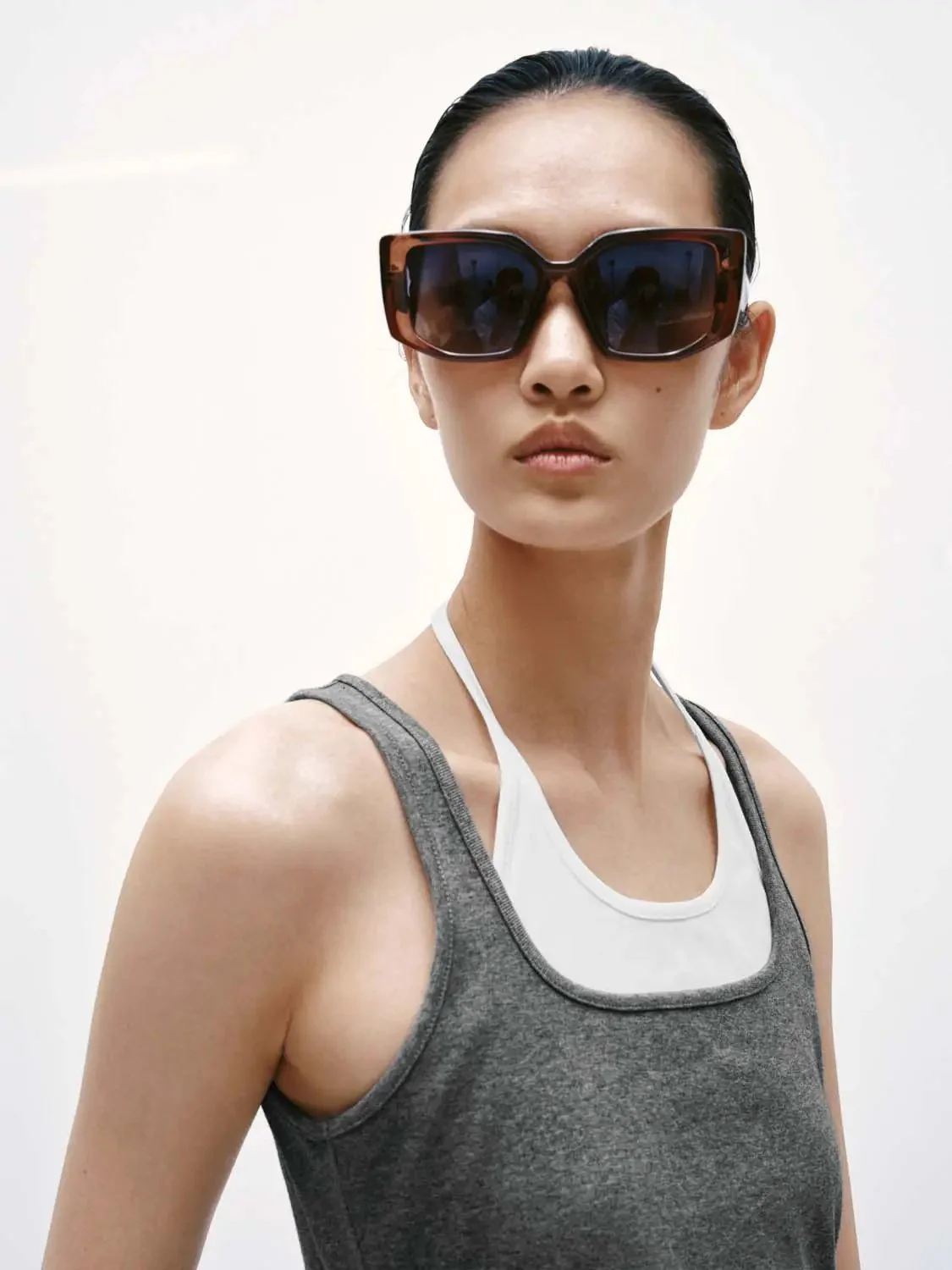 18116-cotton-blend-contrast-sleeveless-mini-dress-3.webp Cotton Blend Contrast Sleeveless Mini Dress