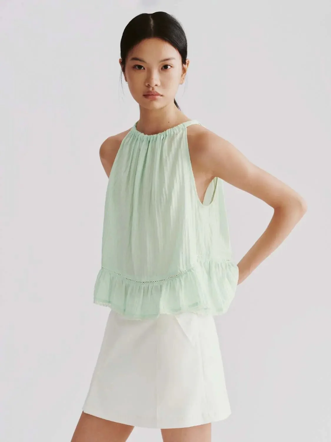 18128-lace-detail-ruffle-trim-sleeveless-shirts-1.webp Lace Detail Ruffle Trim Sleeveless Shirts