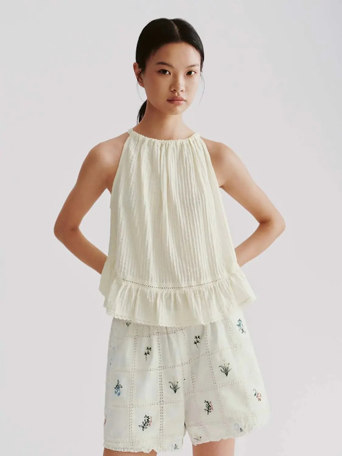 18128-lace-detail-ruffle-trim-sleeveless-shirts-26.webp Lace Detail Ruffle Trim Sleeveless Shirts
