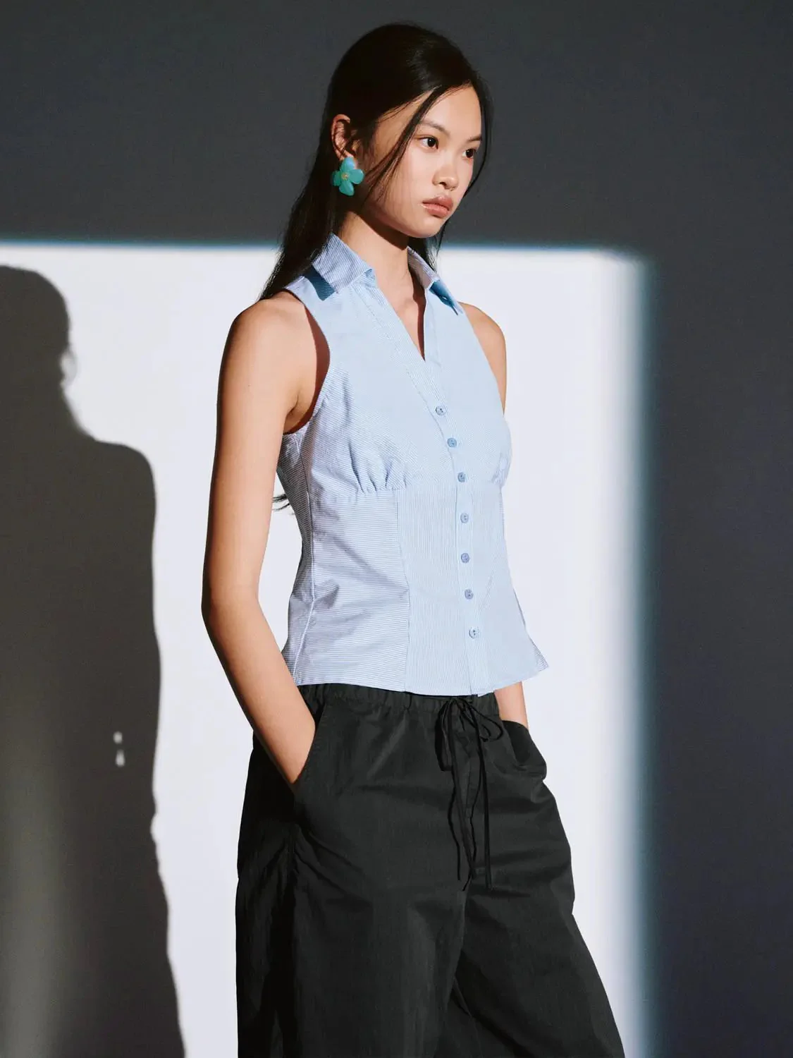 18159-cotton-spliced-button-detail-sleeveless-shirt-2.webp Cotton Spliced Button Detail Sleeveless Shirt