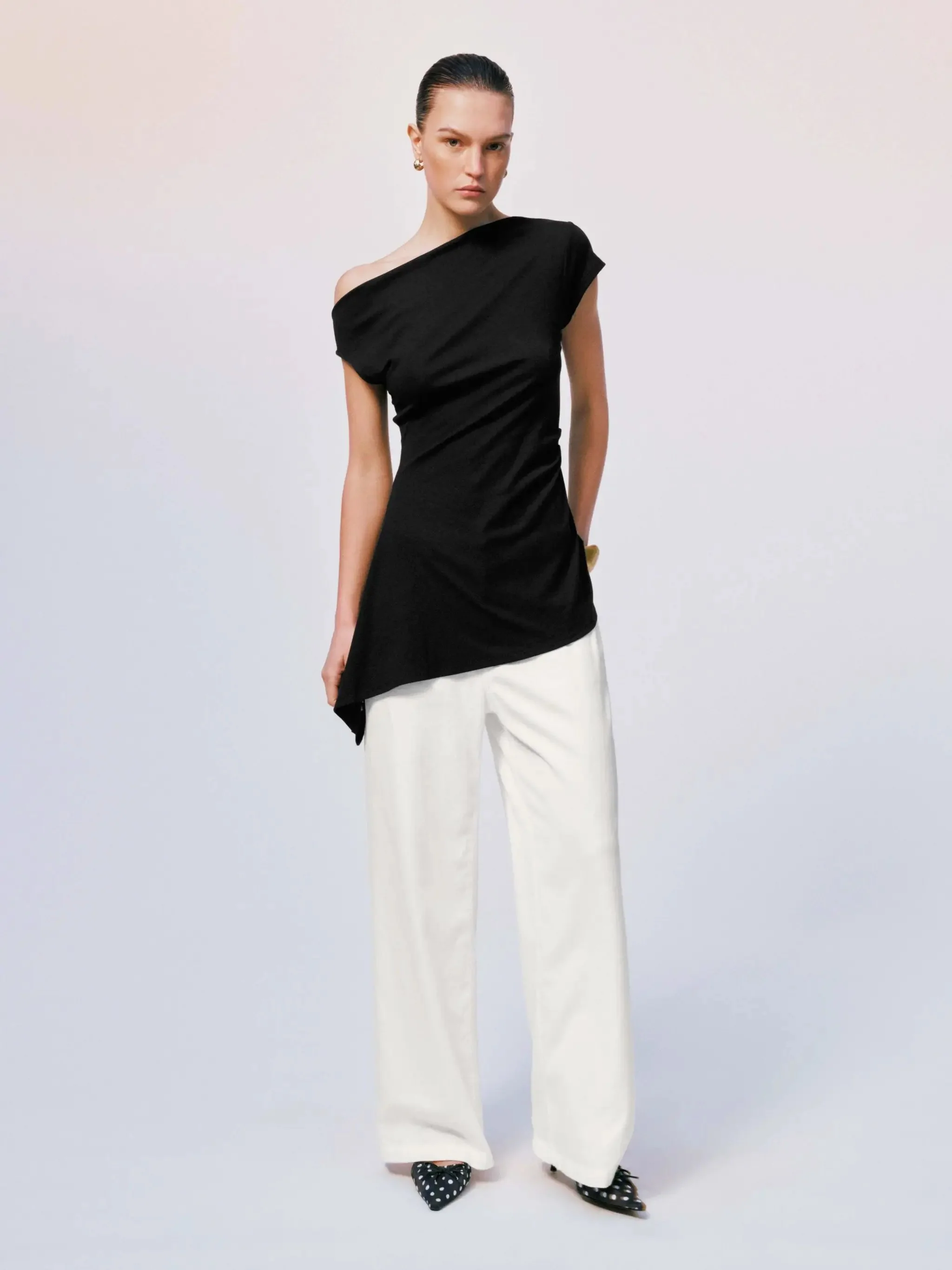 1840-asymmetric-one-shoulder-ruched-knit-silhouette-top-5.webp Asymmetric One Shoulder Ruched Knit Silhouette Top