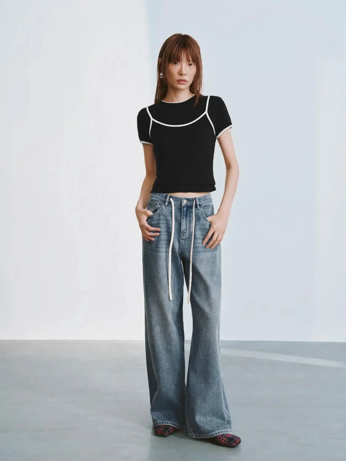 Black Cotton Knit Crop With White Piping T-Shirts