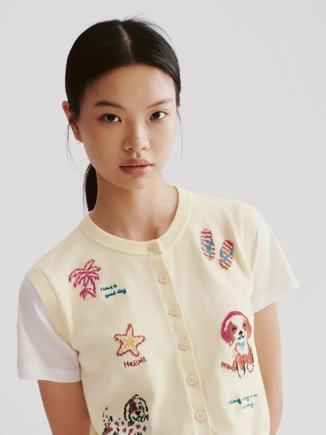 18511-patchwork-embroidered-knitted-short-sleeve-cardigans-3.webp Patchwork Embroidered Knitted Short Sleeve Cardigans