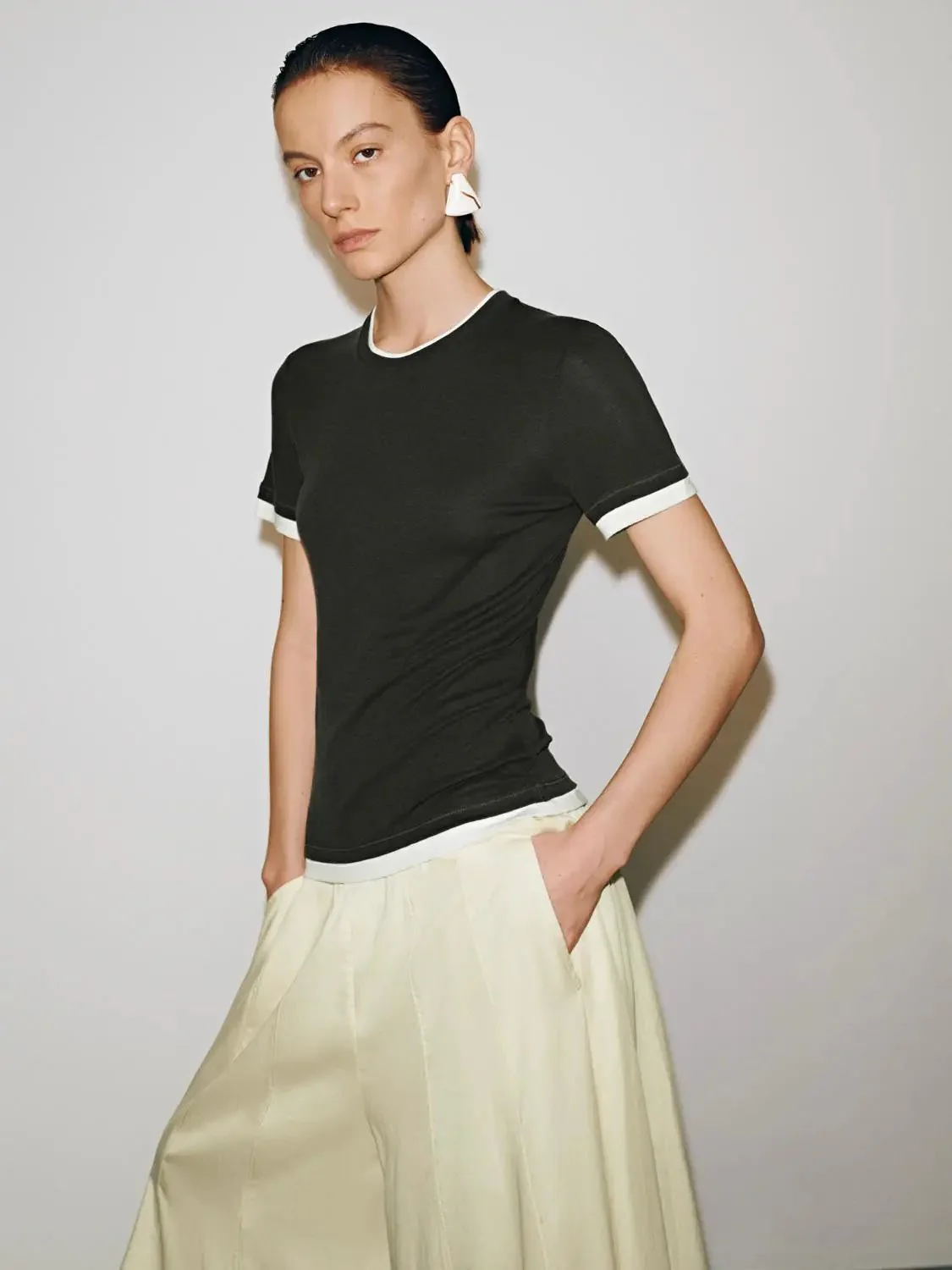 1852-lyocell-wool-blend-contrast-crew-neck-t-shirt-10.webp Lyocell Wool Blend Contrast Crew Neck T Shirt