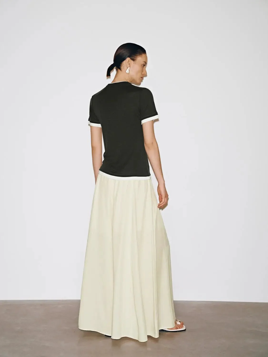 1852-lyocell-wool-blend-contrast-crew-neck-t-shirt-14.webp Lyocell Wool Blend Contrast Crew Neck T Shirt