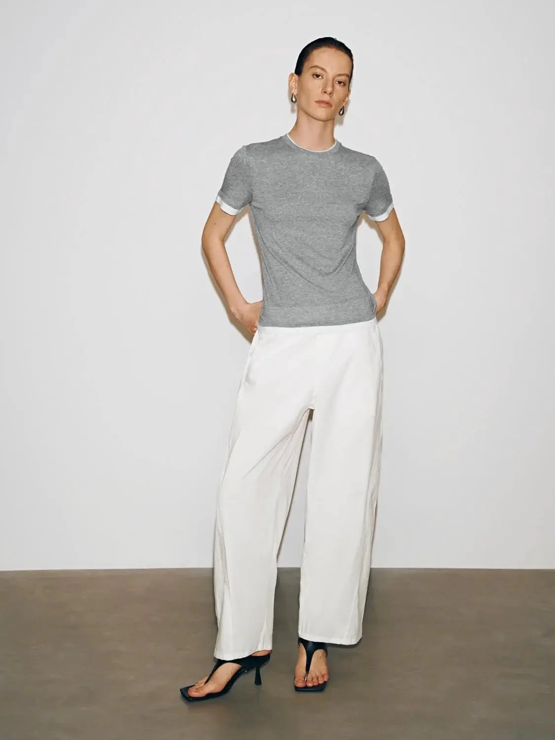 1852-lyocell-wool-blend-contrast-crew-neck-t-shirt-5.webp Lyocell Wool Blend Contrast Crew Neck T Shirt
