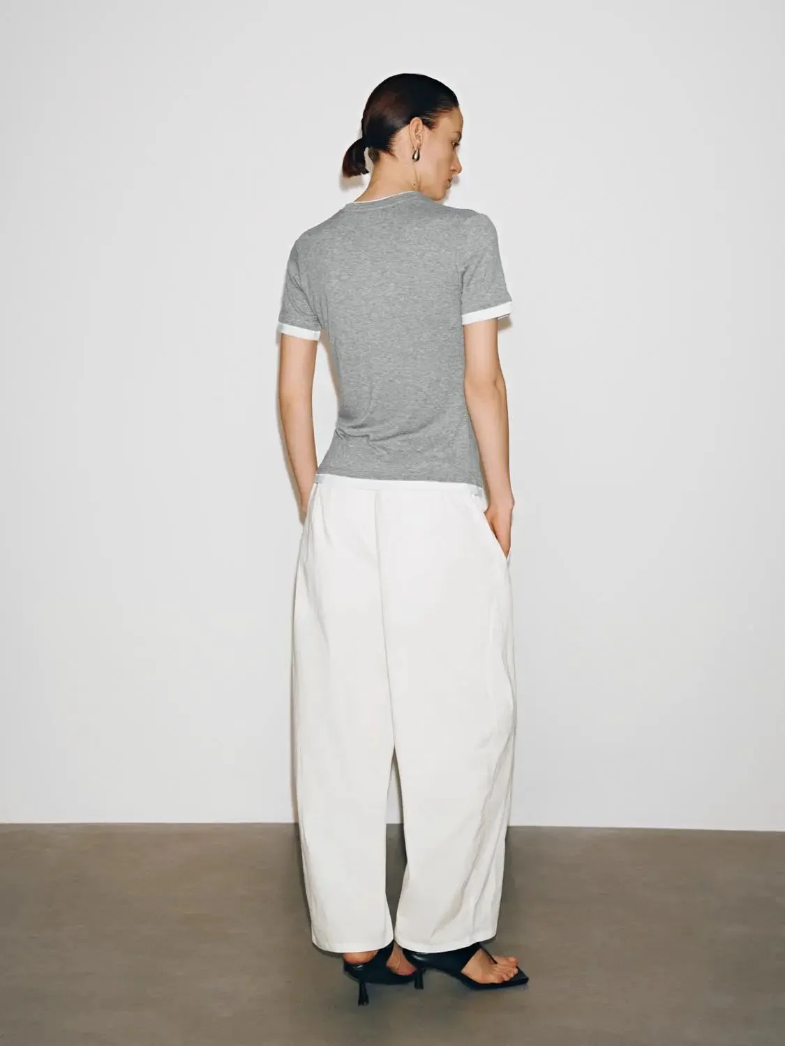 1852-lyocell-wool-blend-contrast-crew-neck-t-shirt-6.webp Lyocell Wool Blend Contrast Crew Neck T Shirt