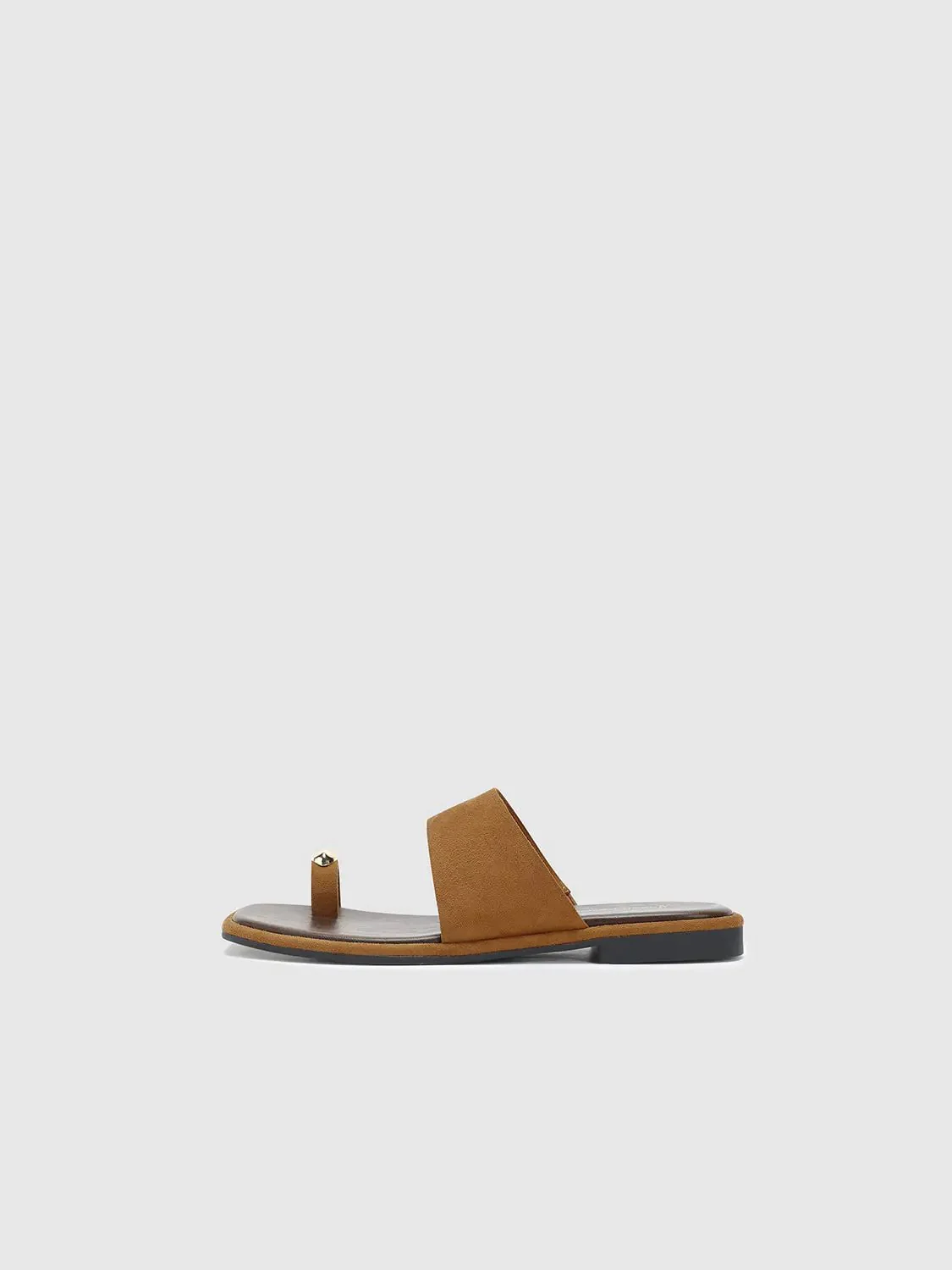 18576-two-tone-suede-strap-flat-with-gold-studs-slippers-2.webp Two Tone Suede Strap Flat With Gold Studs Slippers