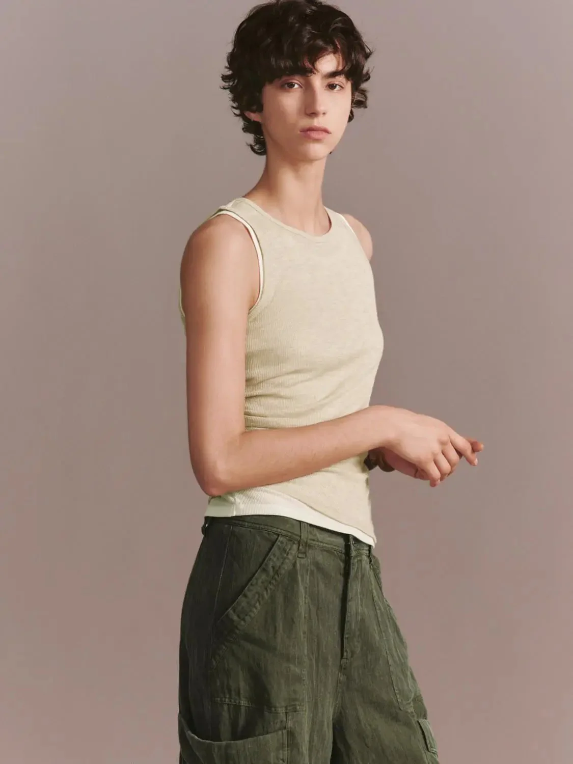 18738-contrast-ruched-crew-neck-tank-tops-lightweight-2.webp Contrast Ruched Crew Neck Tank Tops Lightweight