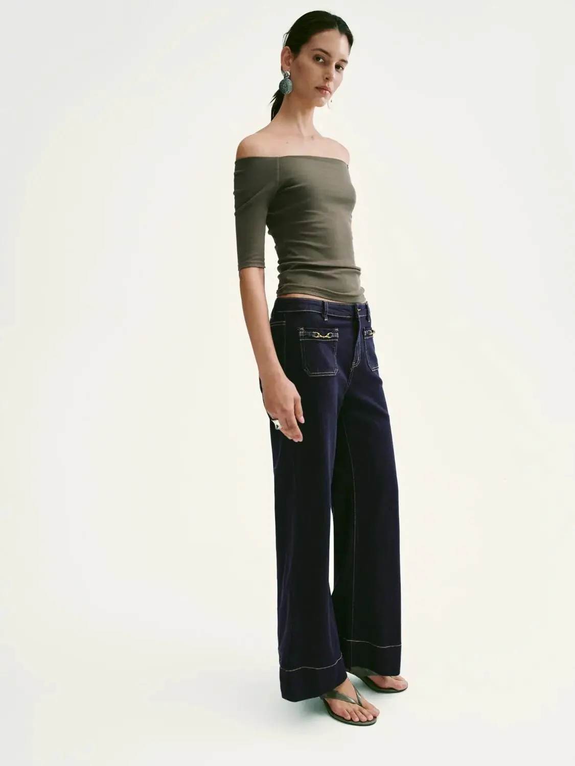 18799-boat-neck-skinny-fit-ruched-t-shirts-casual-everyday-t-shirts-5.webp Boat Neck Skinny Fit Ruched T-Shirts Casual Everyday T-Shirts