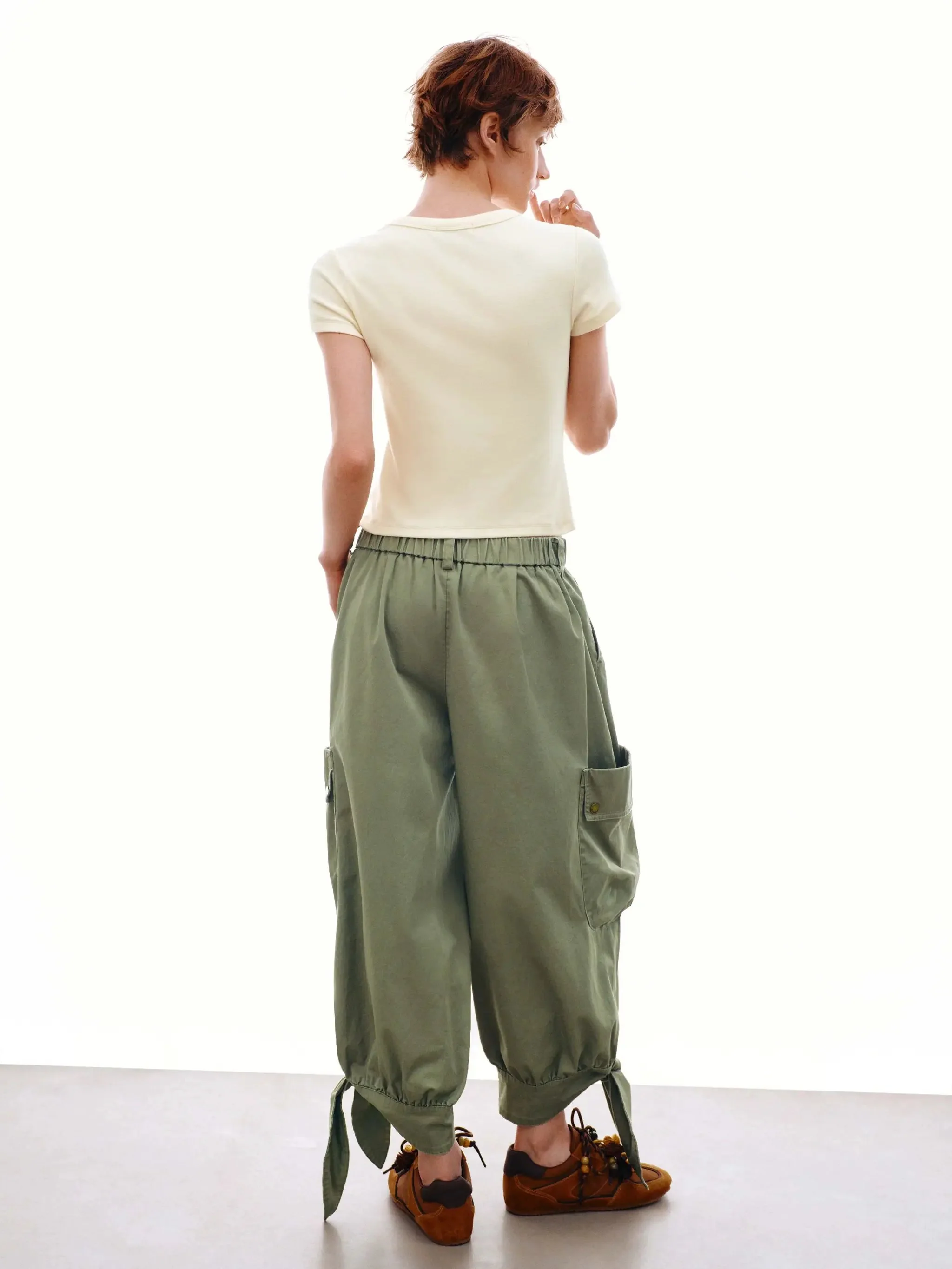 18820-patch-pocket-tie-detail-jogger-cargo-pants-relaxed-fit-6.webp Patch Pocket Tie Detail Jogger Cargo Pants Relaxed Fit