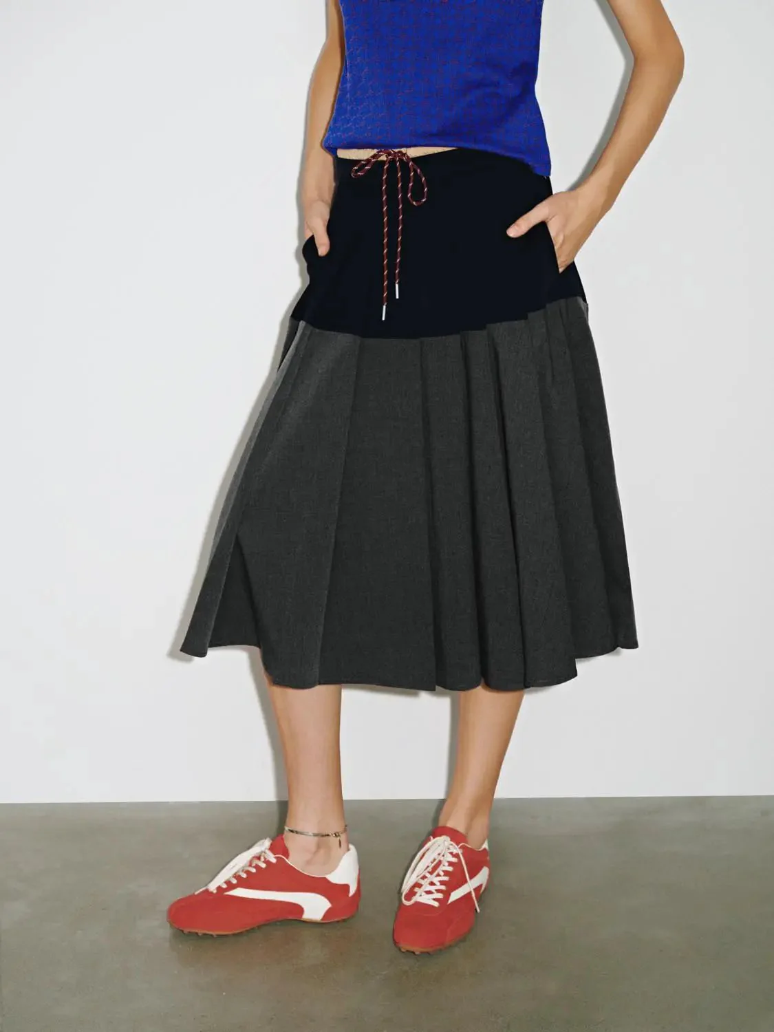 1886-pleated-a-line-skirts-3.webp Pleated A-Line Skirts