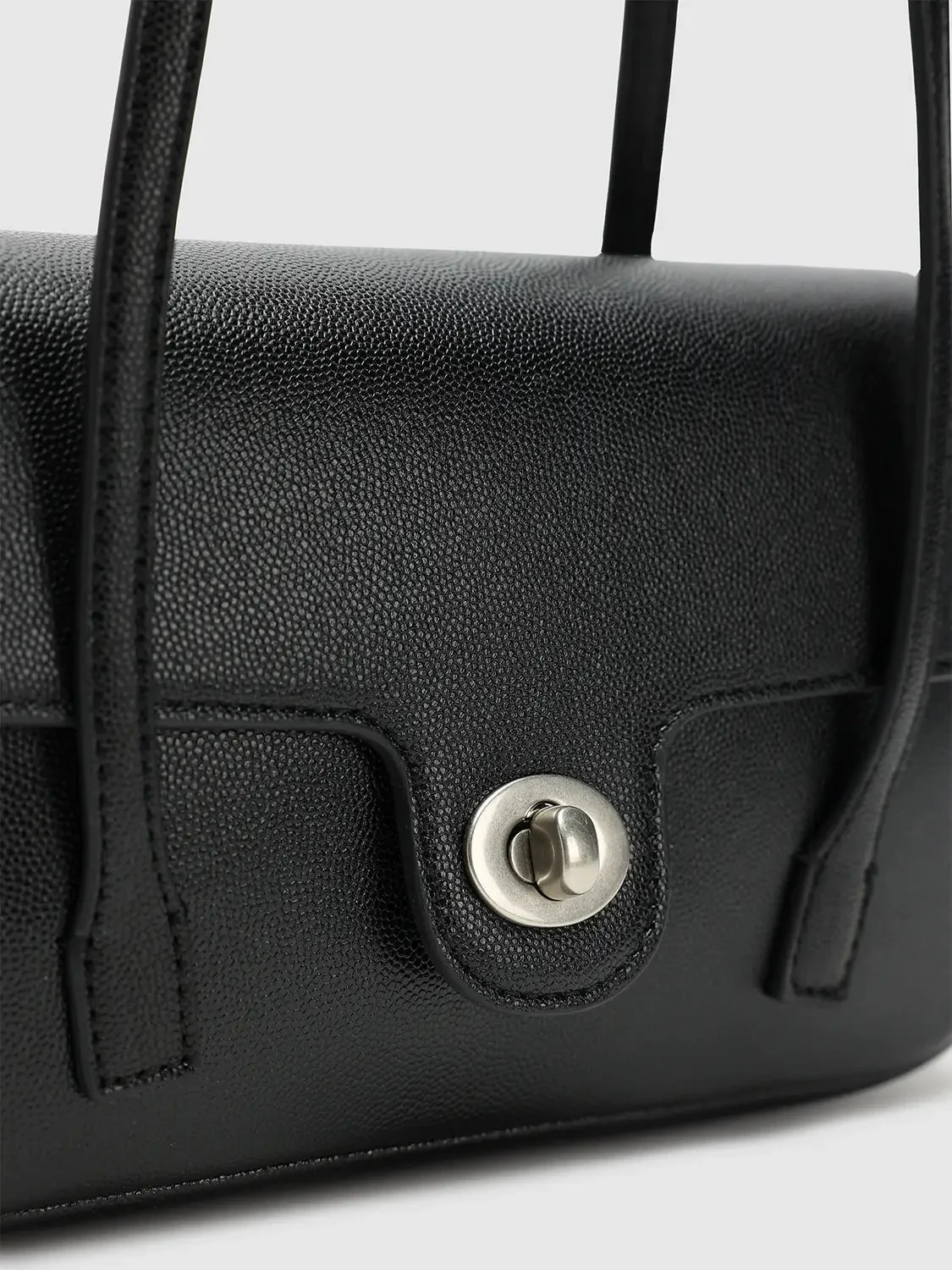 18900-faux-leather-minimalist-structured-shoulder-bags-11.webp Faux Leather Minimalist Structured Shoulder Bags