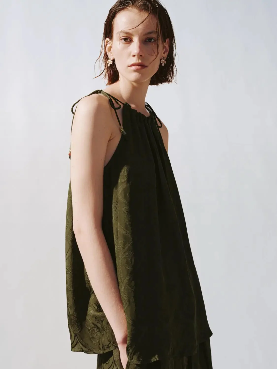 18903-strappy-printed-drawstring-cami-tops-for-summer-beachwear-2.webp Strappy Printed Drawstring Cami Tops for Summer Beachwear