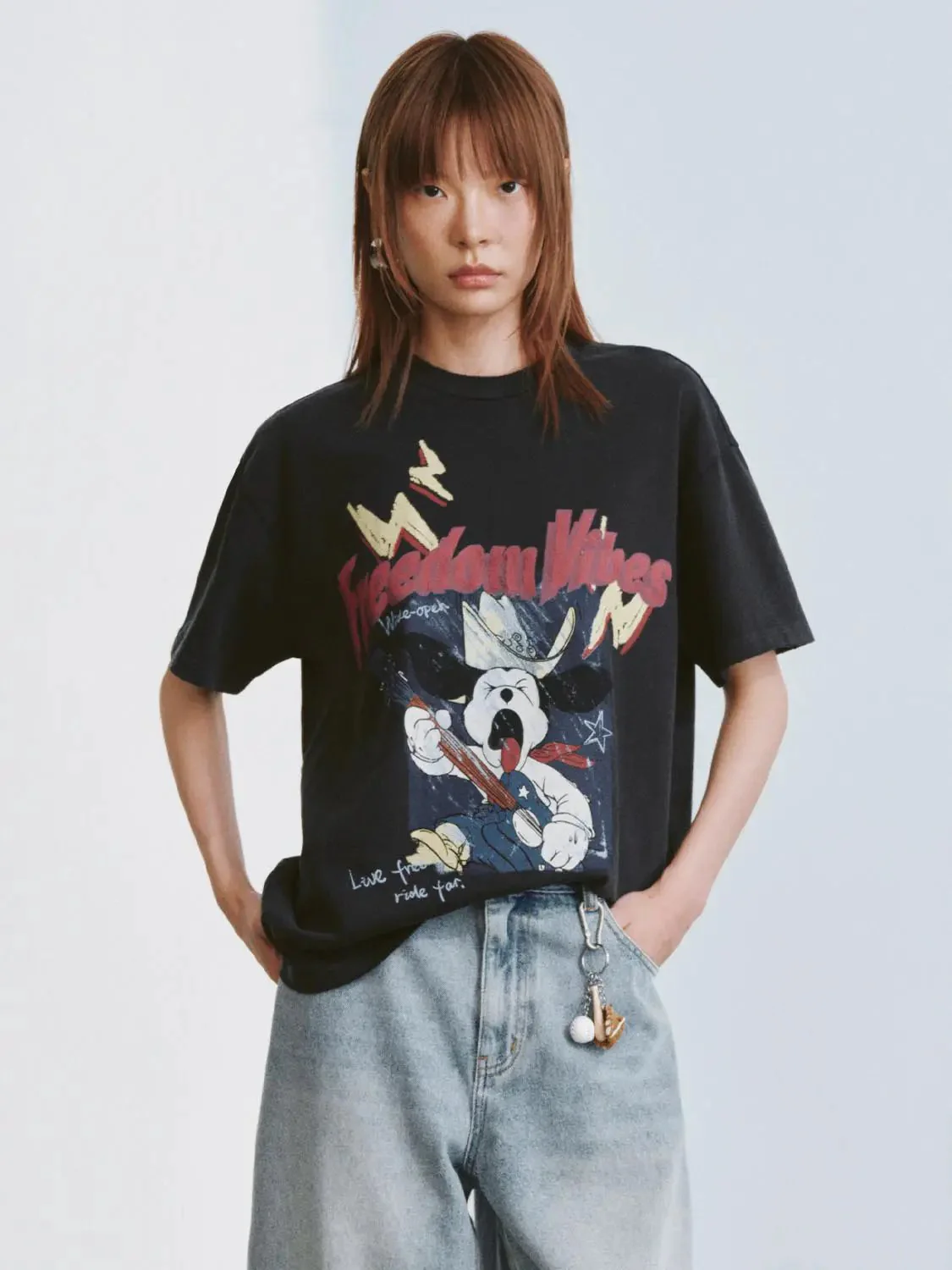 18909-printed-loose-fit-t-shirts-with-subtle-stretch-fabric-1.webp Printed Loose Fit T-Shirts With Subtle Stretch Fabric