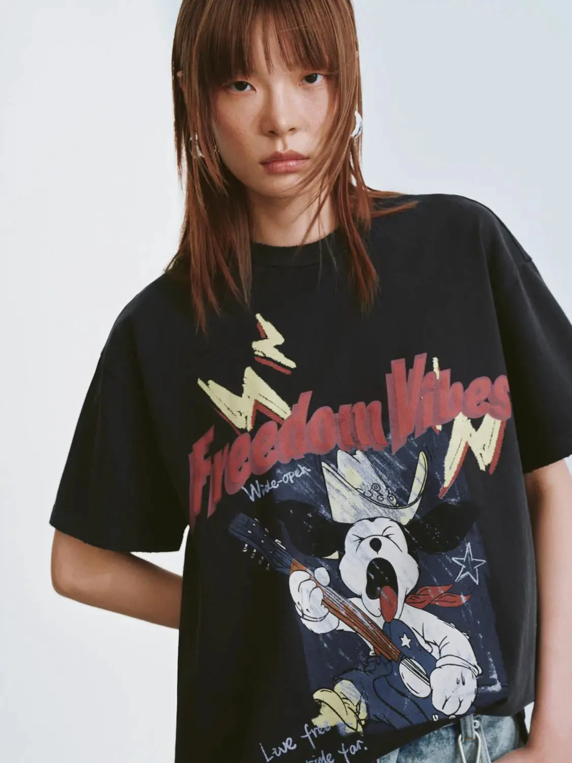18909-printed-loose-fit-t-shirts-with-subtle-stretch-fabric-3.webp Printed Loose Fit T-Shirts With Subtle Stretch Fabric