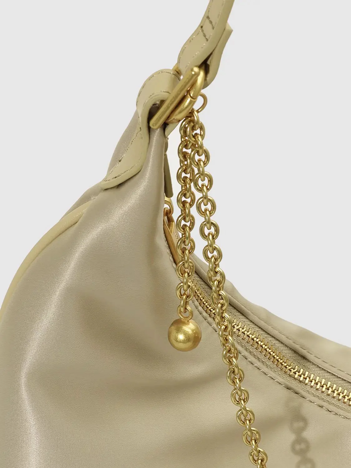18970-chain-detail-crescent-stretch-fabric-shoulder-bags-11.webp Chain Detail Crescent Stretch Fabric Shoulder Bags