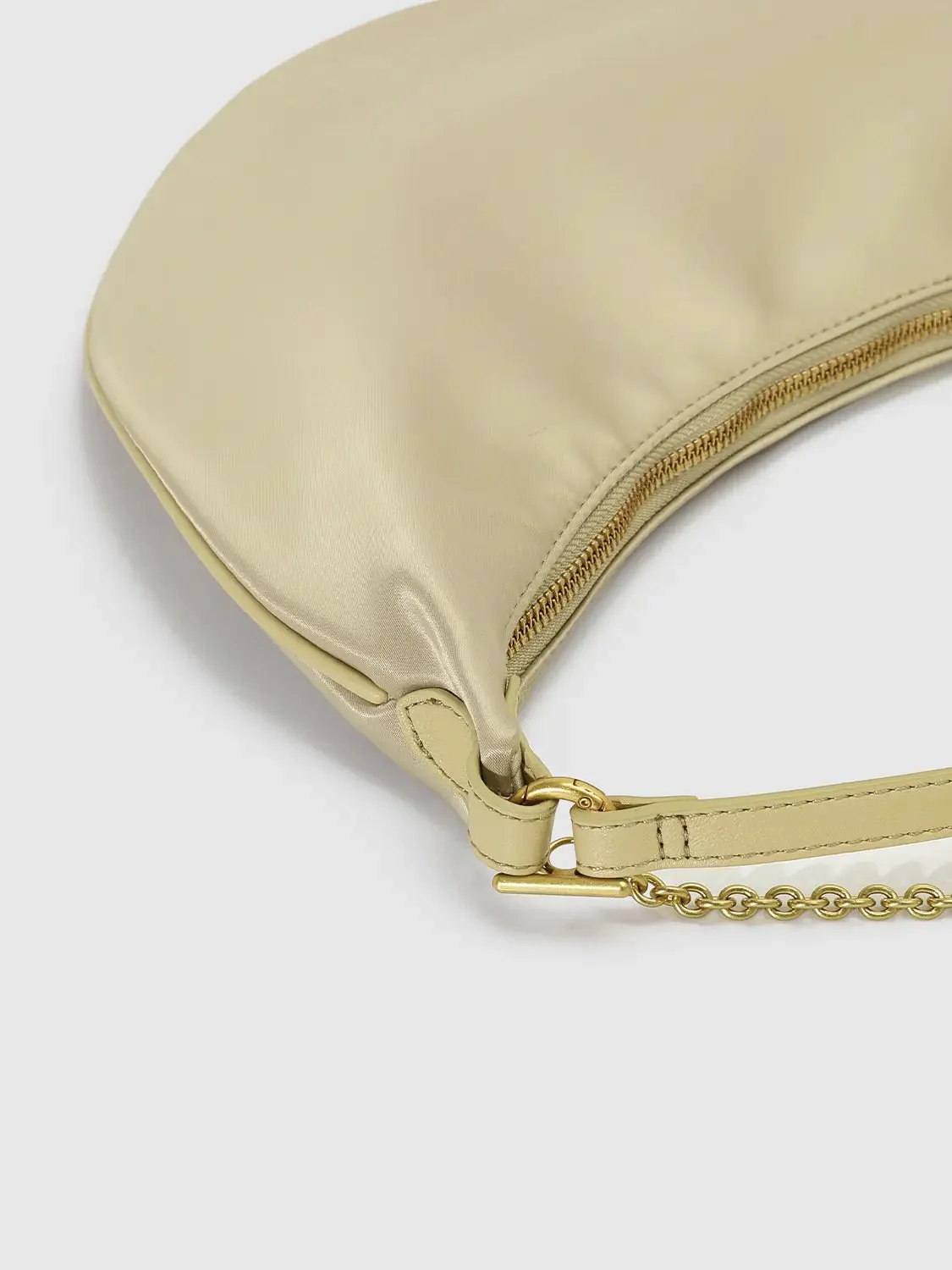 18970-chain-detail-crescent-stretch-fabric-shoulder-bags-12.webp Chain Detail Crescent Stretch Fabric Shoulder Bags