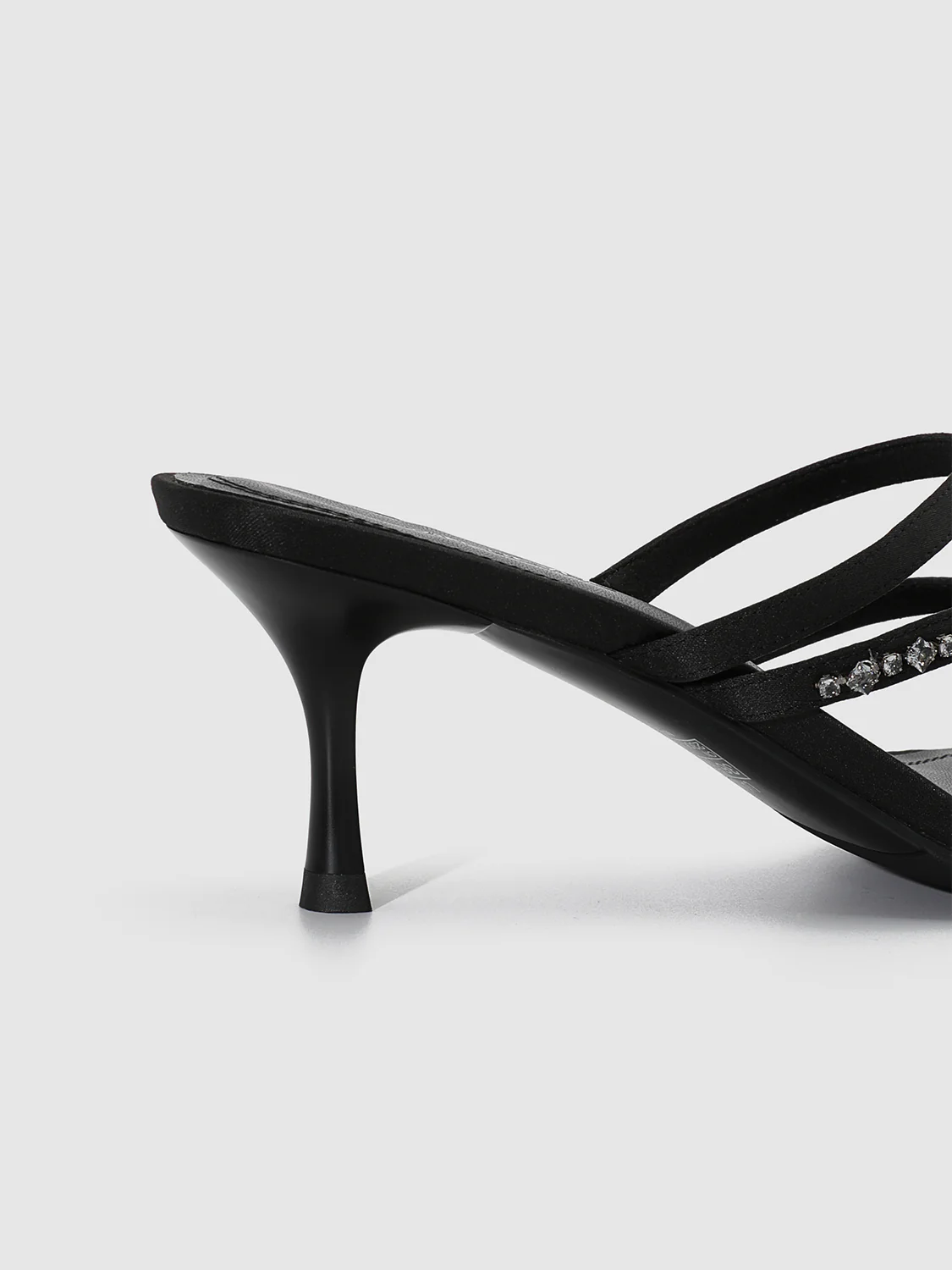 19018-square-toe-heeled-slippers-with-cushioned-footbed-and-evening-wear-14.webp Square Toe Heeled Slippers With Cushioned Footbed And Evening Wear