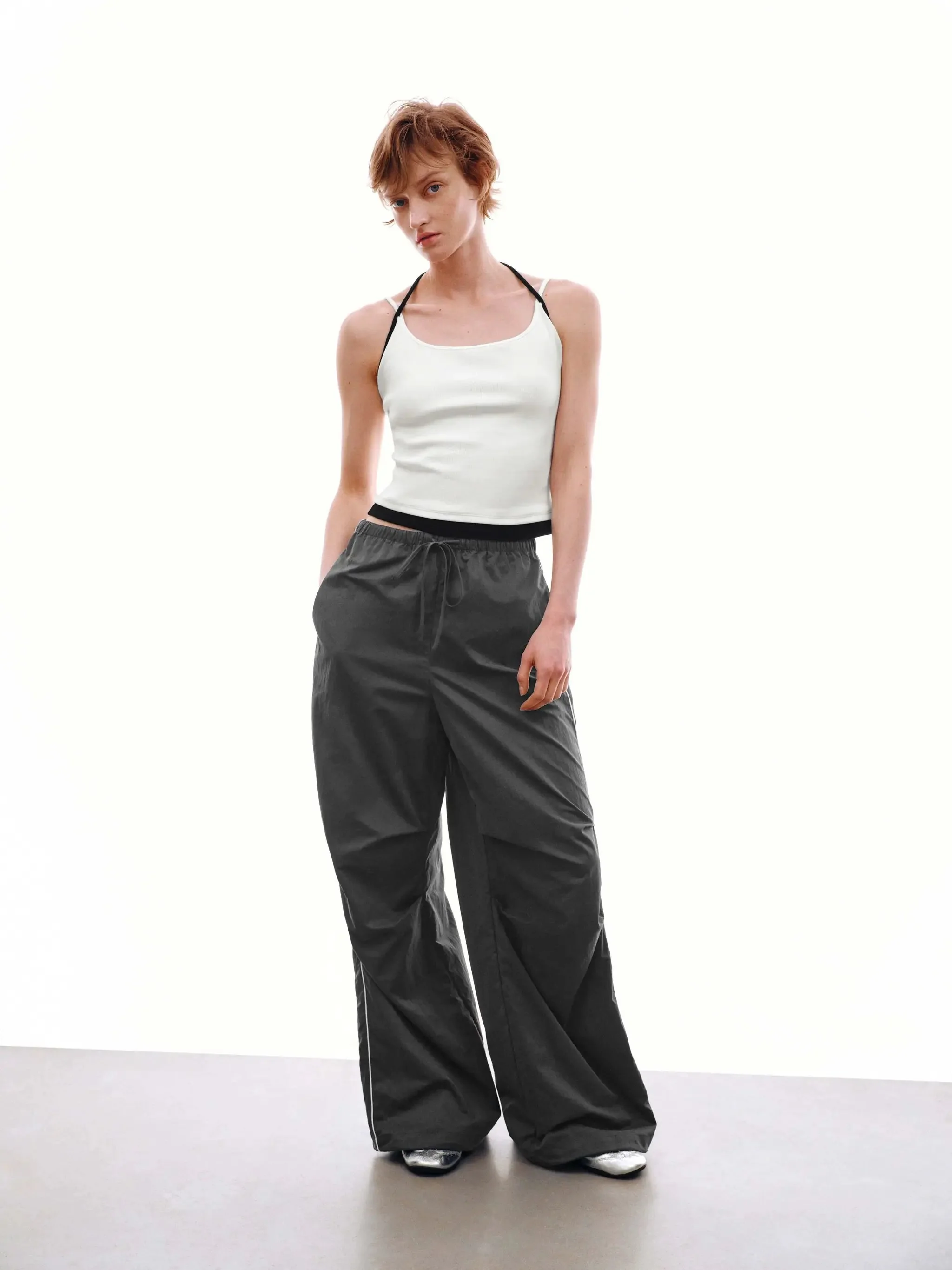 19035-side-stripe-drawstring-pleated-wide-leg-pants-pull-on-comfort-9.webp Side Stripe Drawstring Pleated Wide Leg Pants Pull On Comfort
