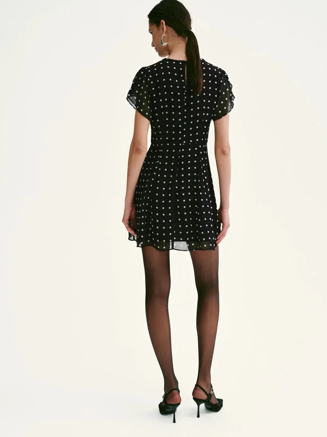 191-polka-dotted-short-sleeve-a-line-midi-dress-6.webp Polka Dotted Short Sleeve A Line Midi Dress