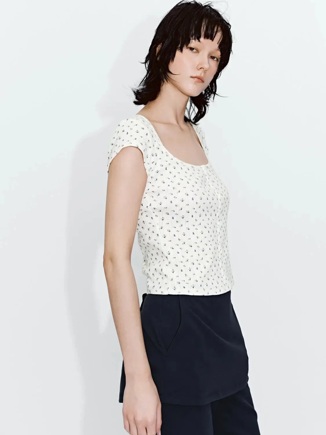 19113-cotton-square-neck-printed-top-with-button-detail-t-shirt-2.webp Cotton Square Neck Printed Top With Button Detail T Shirt