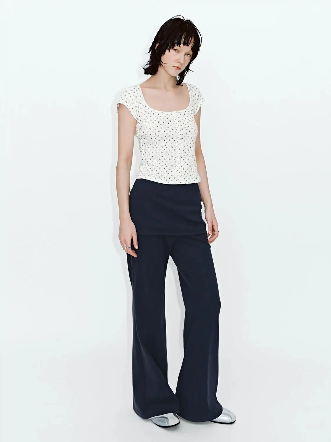 19113-cotton-square-neck-printed-top-with-button-detail-t-shirt-5.webp Cotton Square Neck Printed Top With Button Detail T Shirt