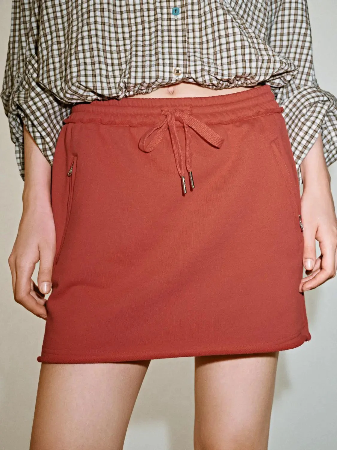 19175-cotton-drawstring-slim-straight-mini-skirts-5.webp Cotton Drawstring Slim Straight Mini Skirts