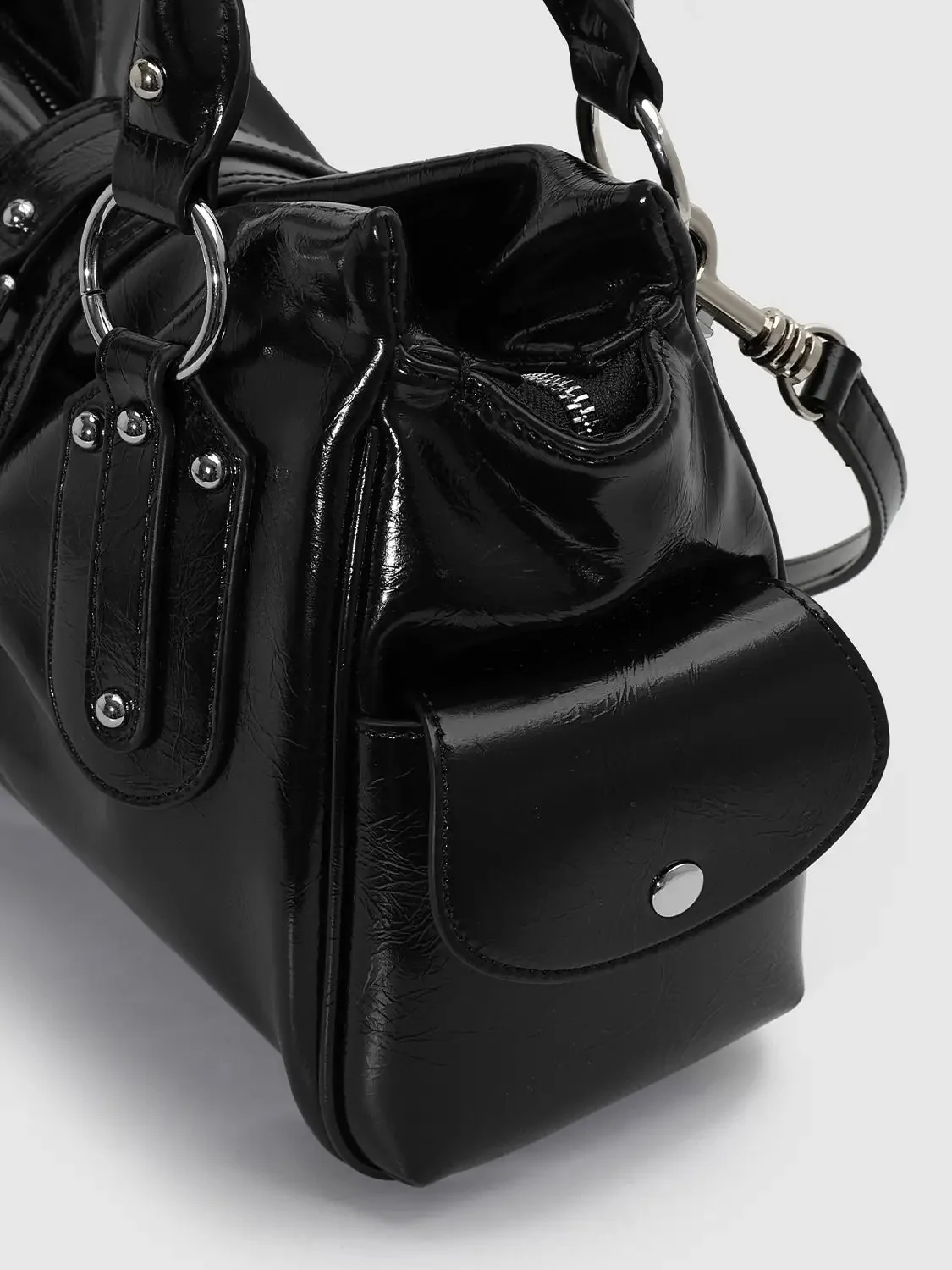 19267-gleaming-patent-finish-black-shoulder-bag-5.webp Gleaming Patent Finish Black Shoulder Bag