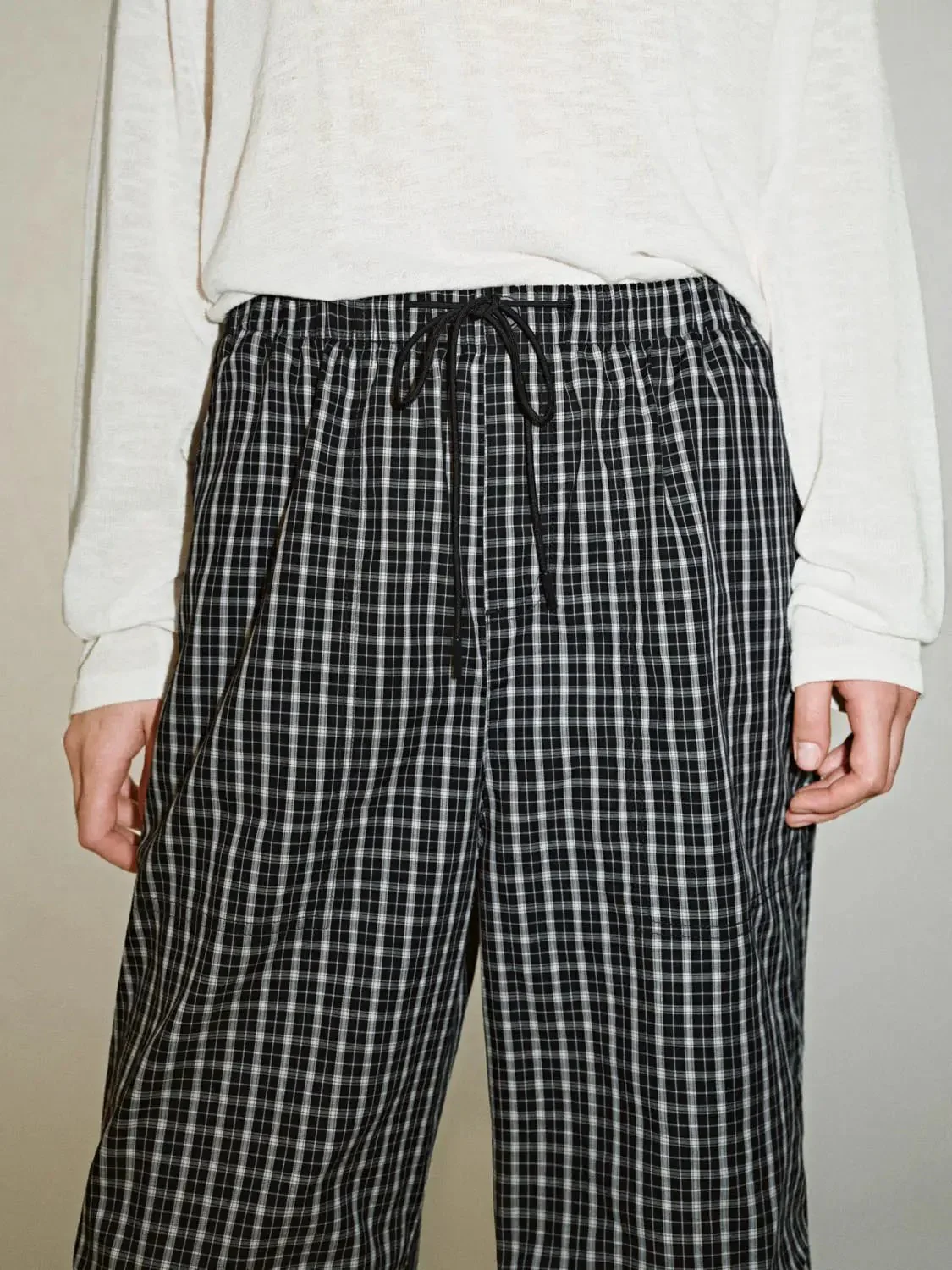 19268-cotton-contrast-check-drawstring-wide-leg-pants-13.webp Cotton Contrast Check Drawstring Wide Leg Pants