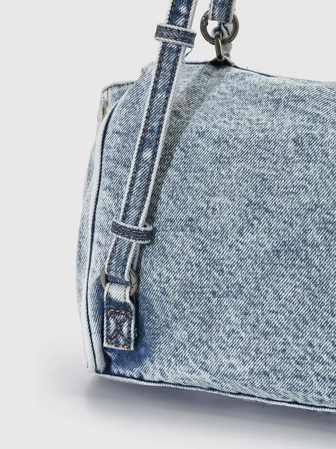 19306-vintage-washed-denim-handle-front-pocket-backpack-7.webp Vintage Washed Denim Handle Front Pocket Backpack