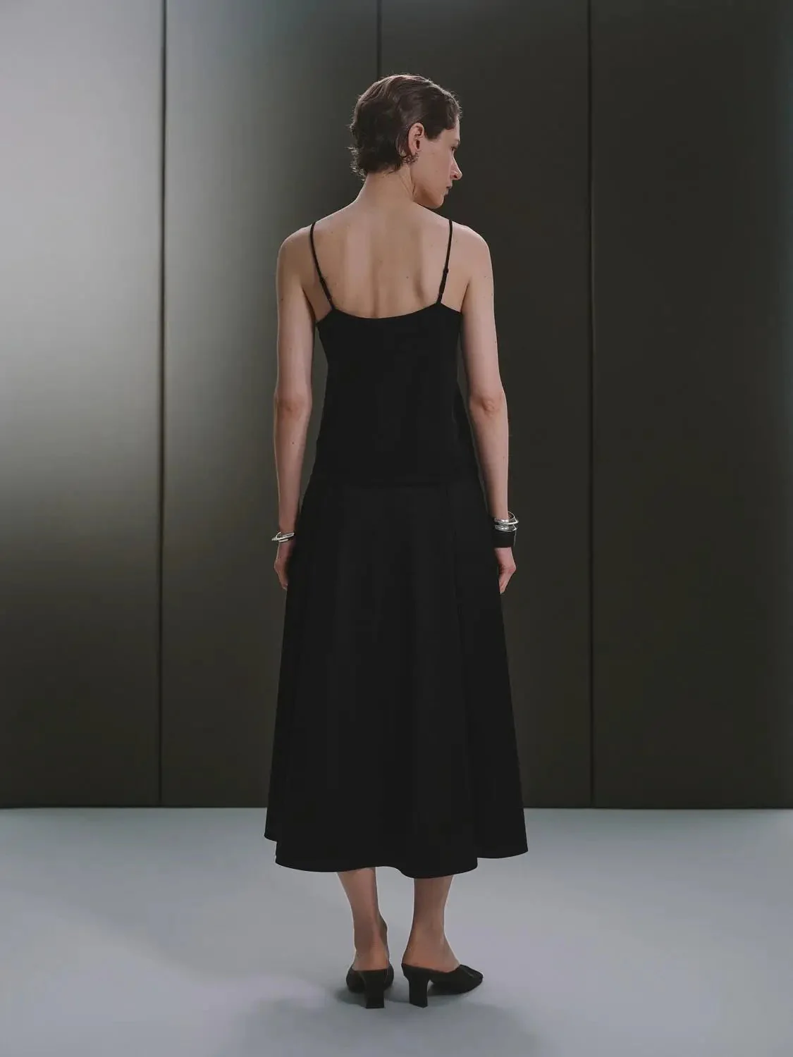19441-cotton-silk-linen-strappy-v-neck-knit-t-shirt-6.webp Cotton Silk Linen Strappy V Neck Knit T Shirt