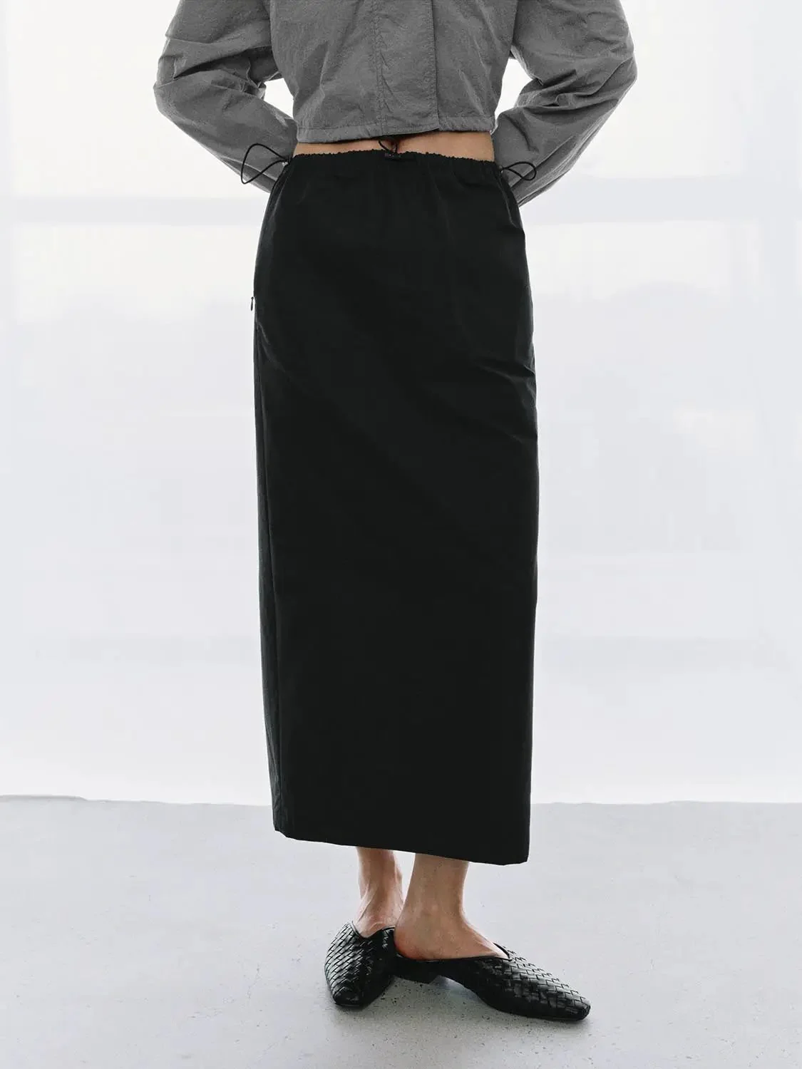 19465-minimalist-cotton-drawstring-straight-skirt-1.webp Minimalist Cotton Drawstring Straight Skirt