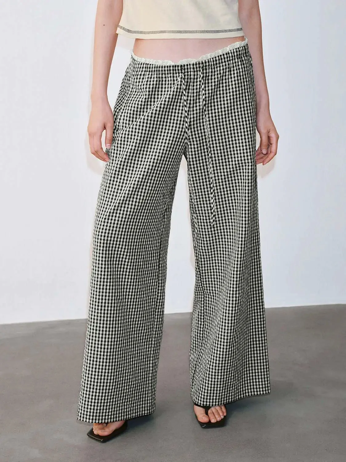 19486-gingham-check-contrast-trim-wide-leg-drawstring-pants-1.webp Gingham Check Contrast Trim Wide Leg Drawstring Pants