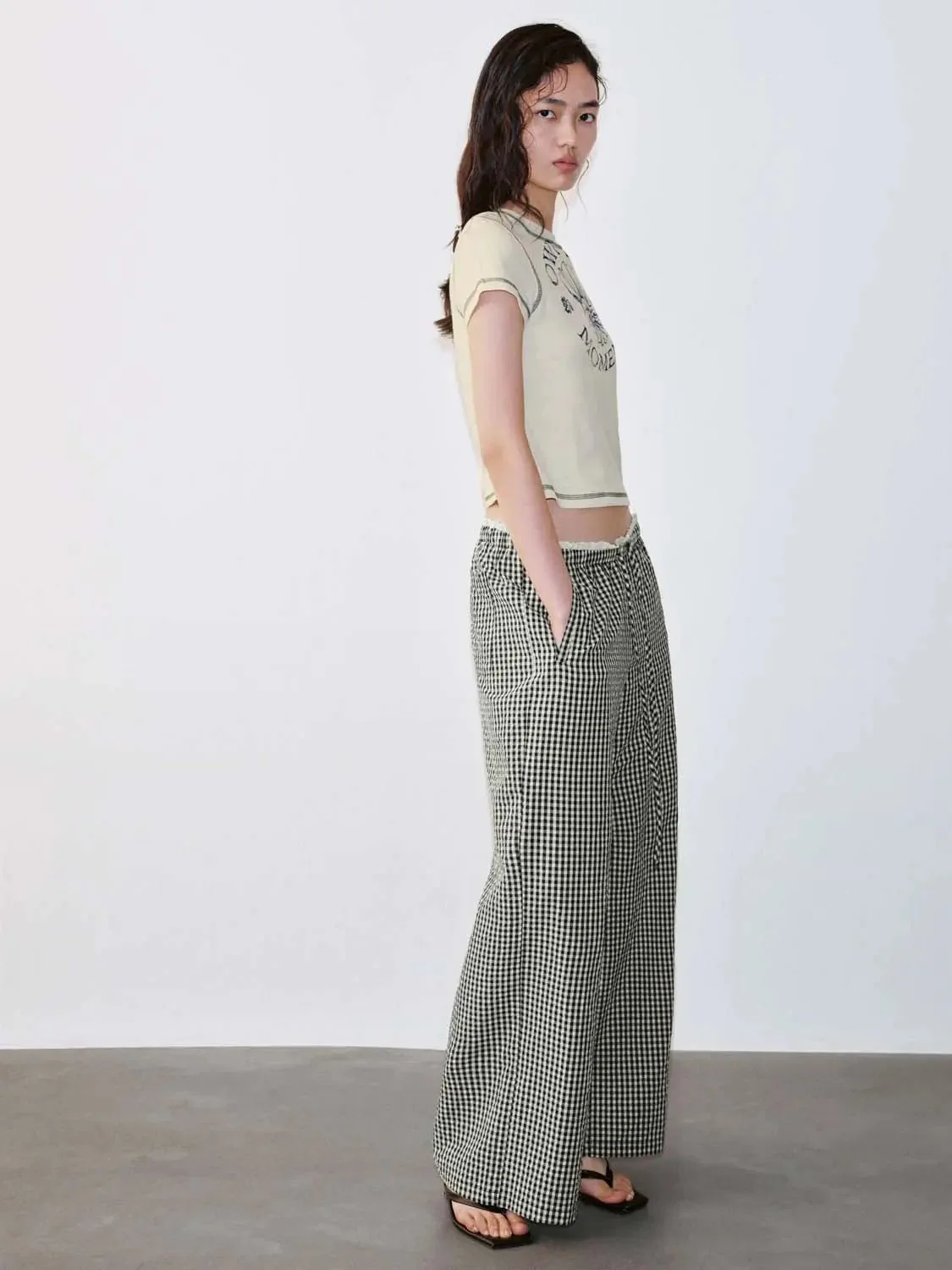 19486-gingham-check-contrast-trim-wide-leg-drawstring-pants-5.webp Gingham Check Contrast Trim Wide Leg Drawstring Pants