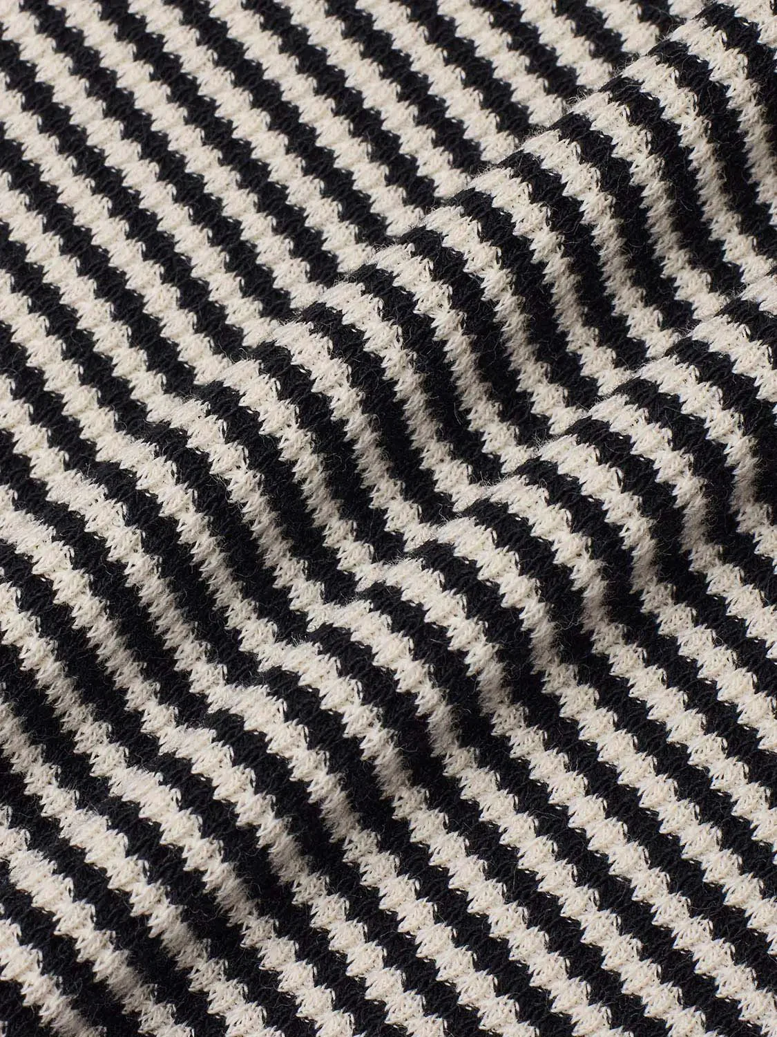19510-contrast-striped-cotton-blend-halter-neck-tank-top-8.webp Contrast Striped Cotton Blend Halter Neck Tank Top