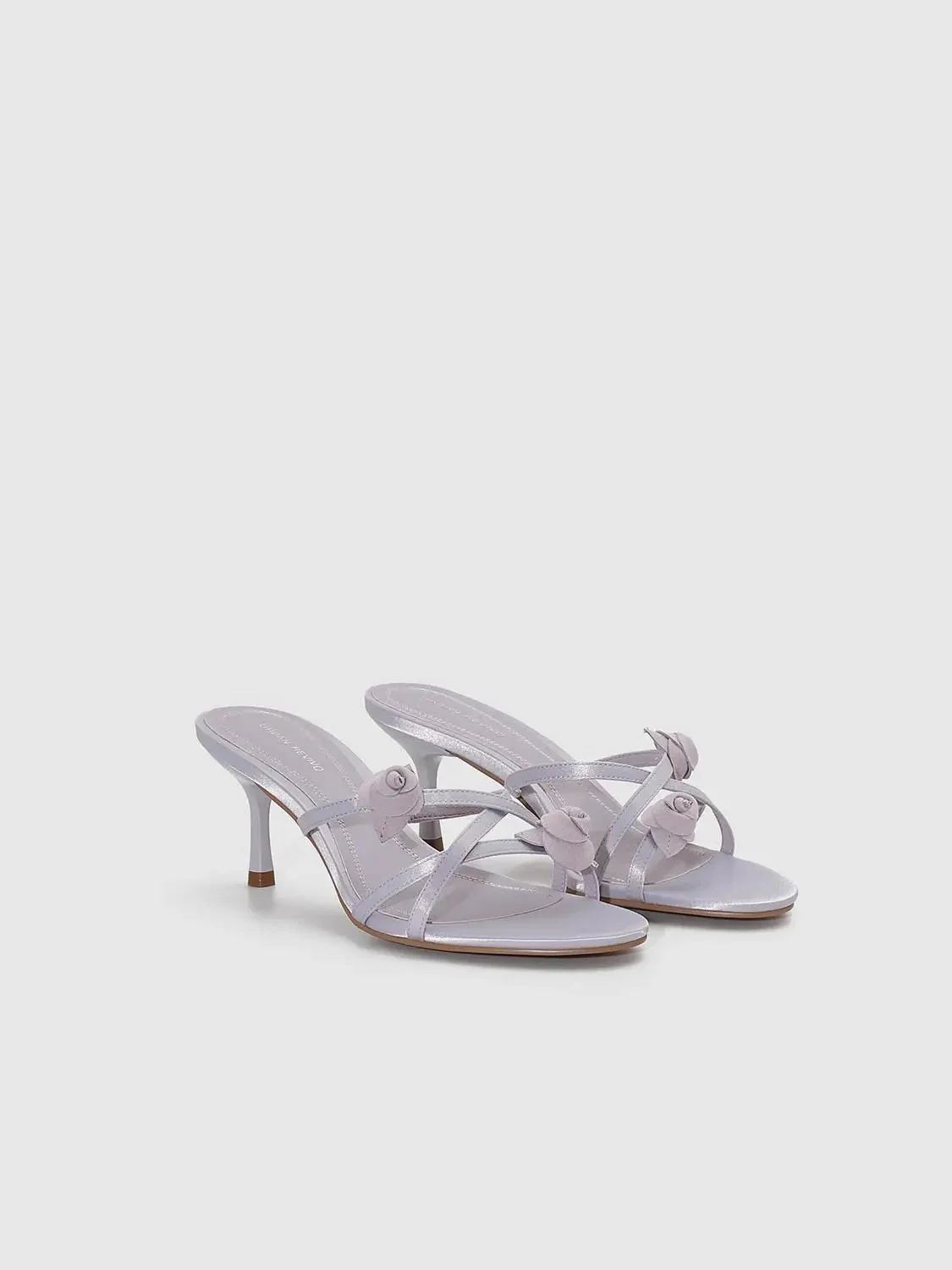 19528-floral-embellished-fabric-upper-heeled-slippers-7.webp Floral Embellished Fabric Upper Heeled Slippers