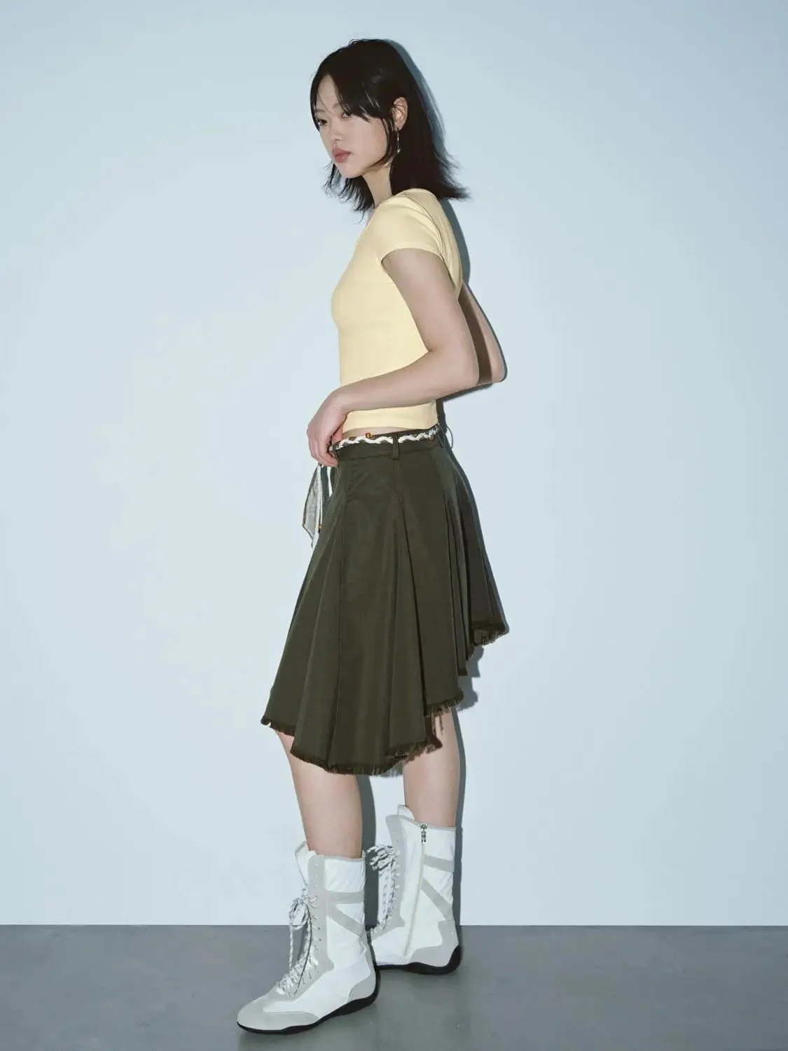 1953-string-belt-pleated-raw-hem-a-line-mini-skirts-6.webp String Belt Pleated Raw Hem A-Line Mini Skirts